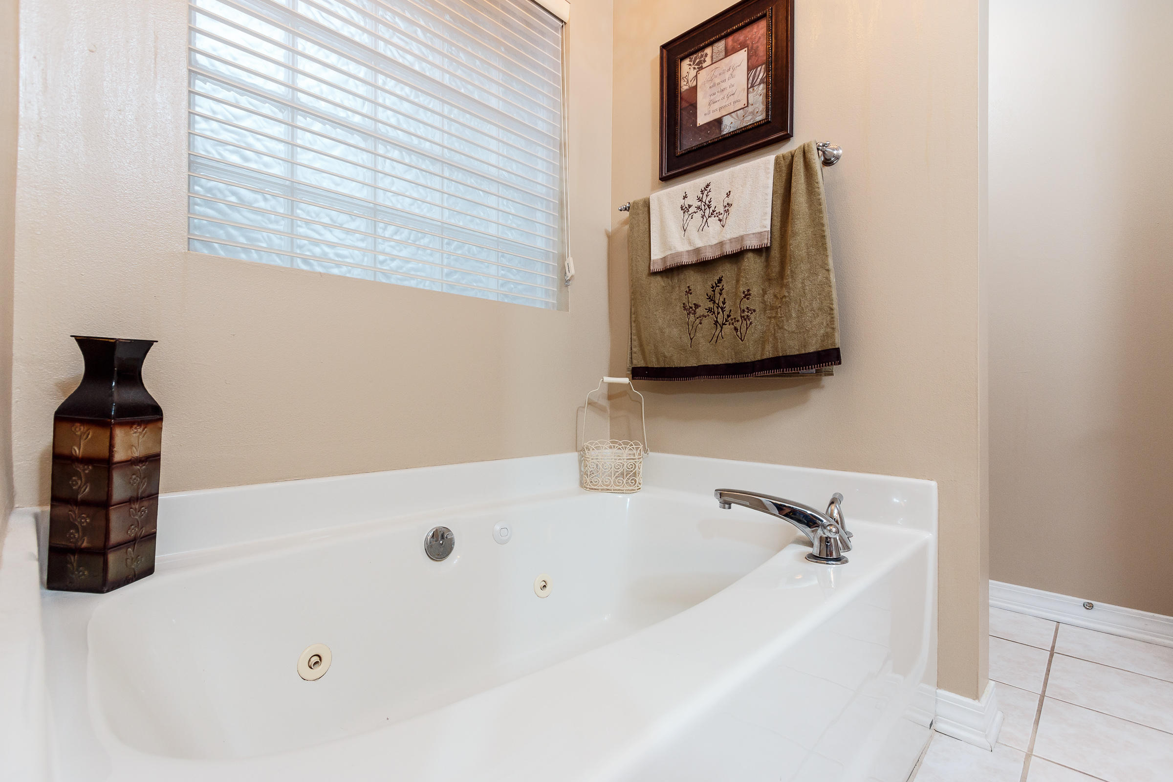 NORTH RIDGE CREEK S/D - Residential