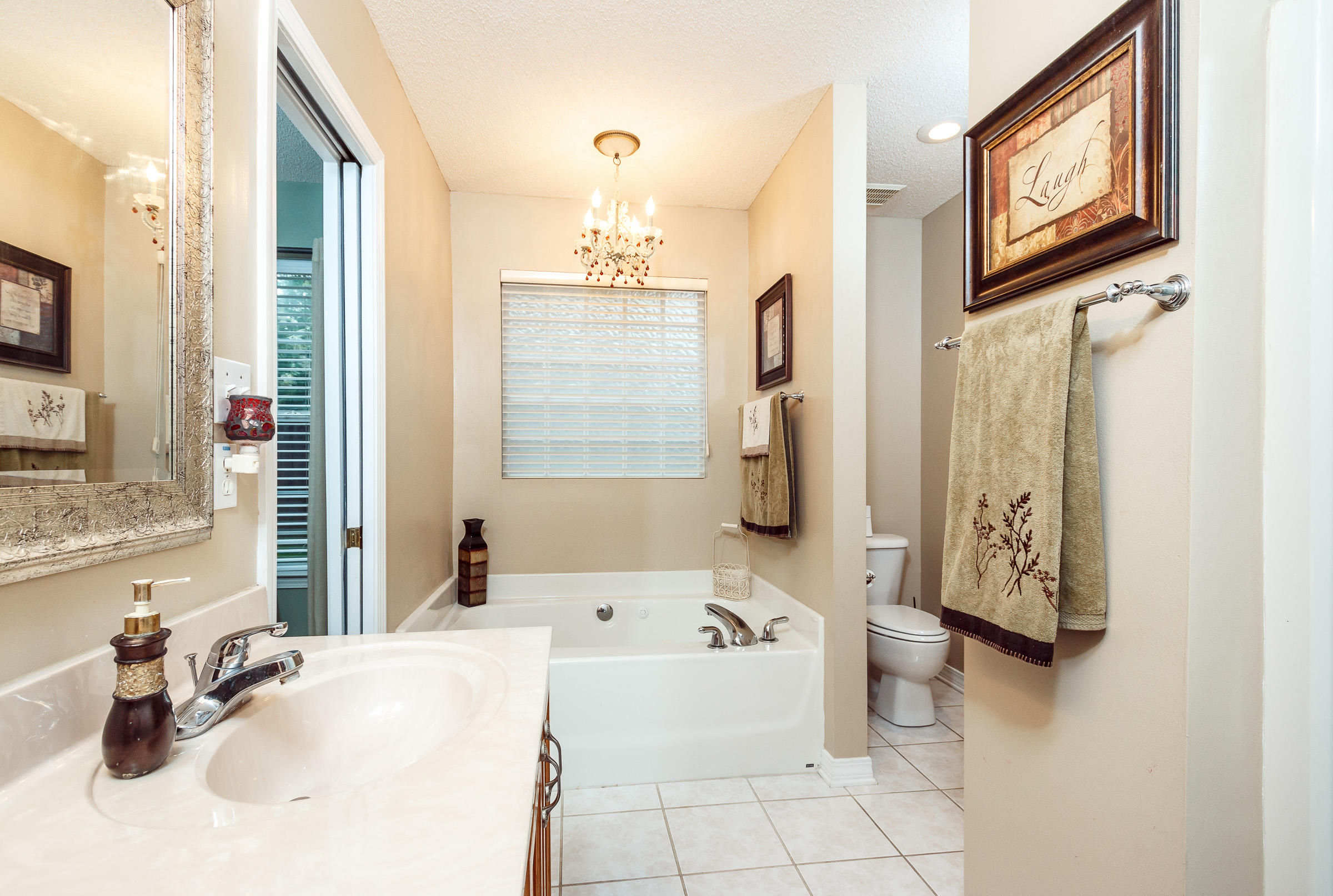 NORTH RIDGE CREEK S/D - Residential