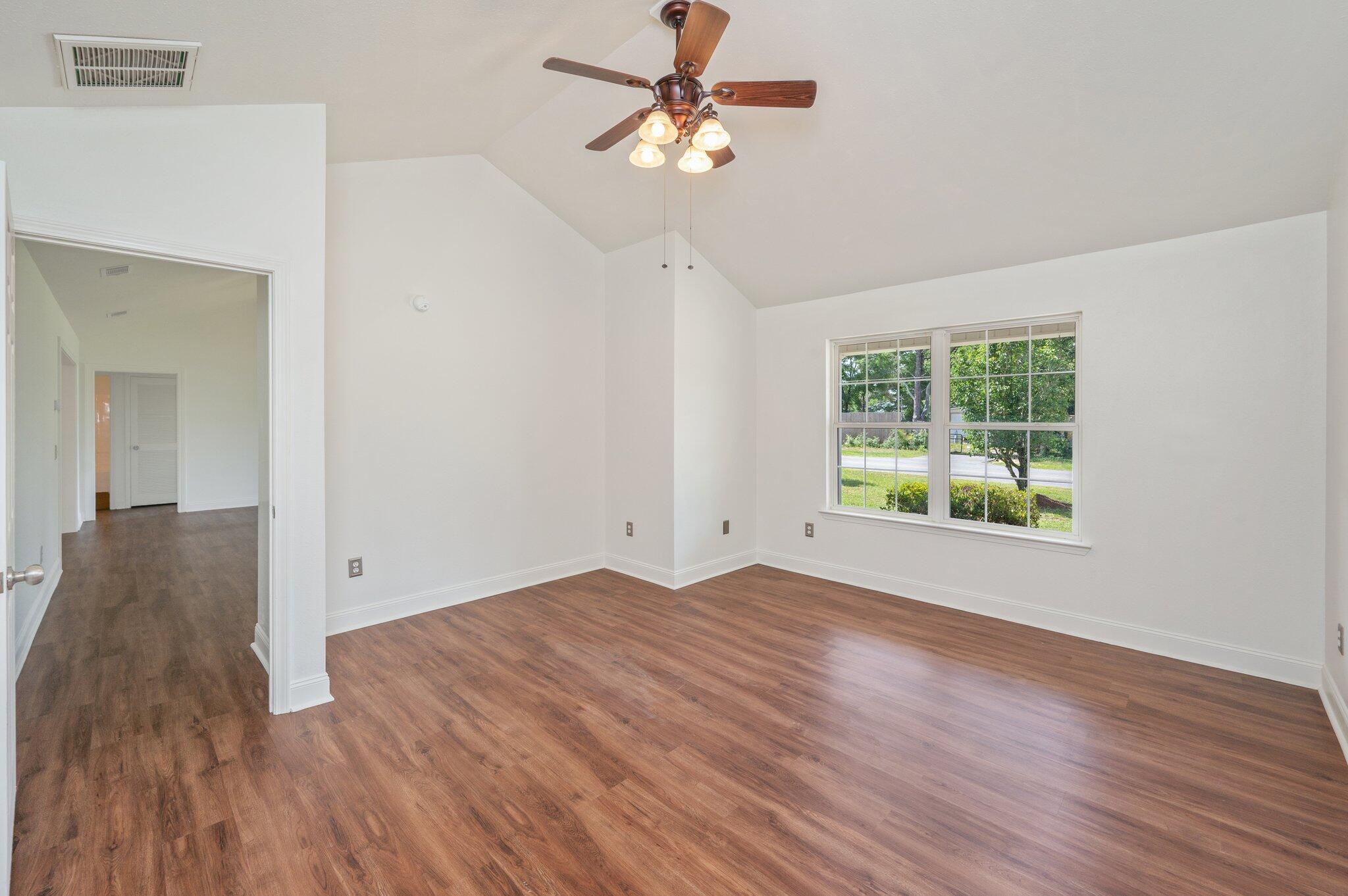 OAKWOOD HILLS UNIT 3 - Residential