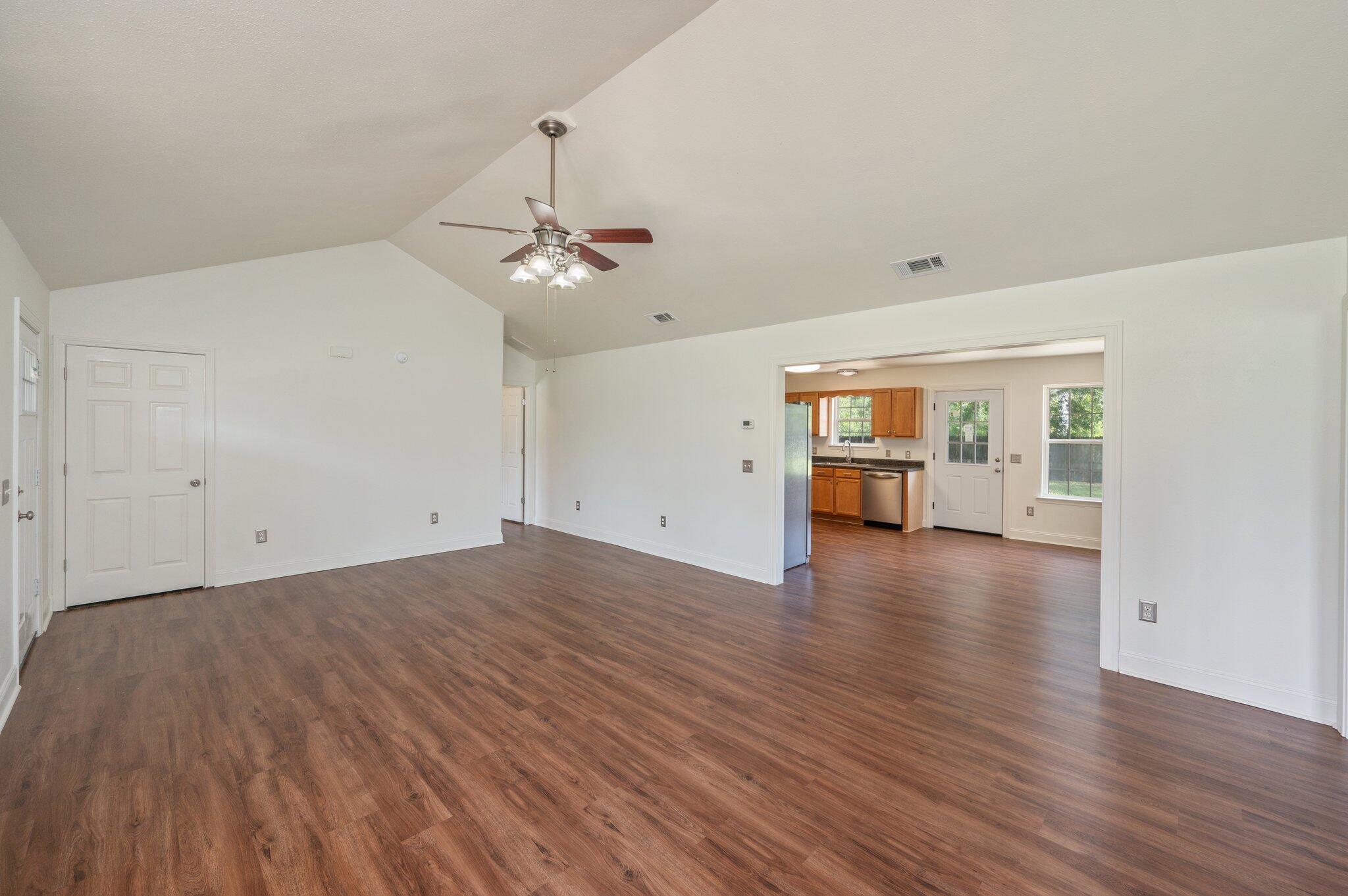 OAKWOOD HILLS UNIT 3 - Residential