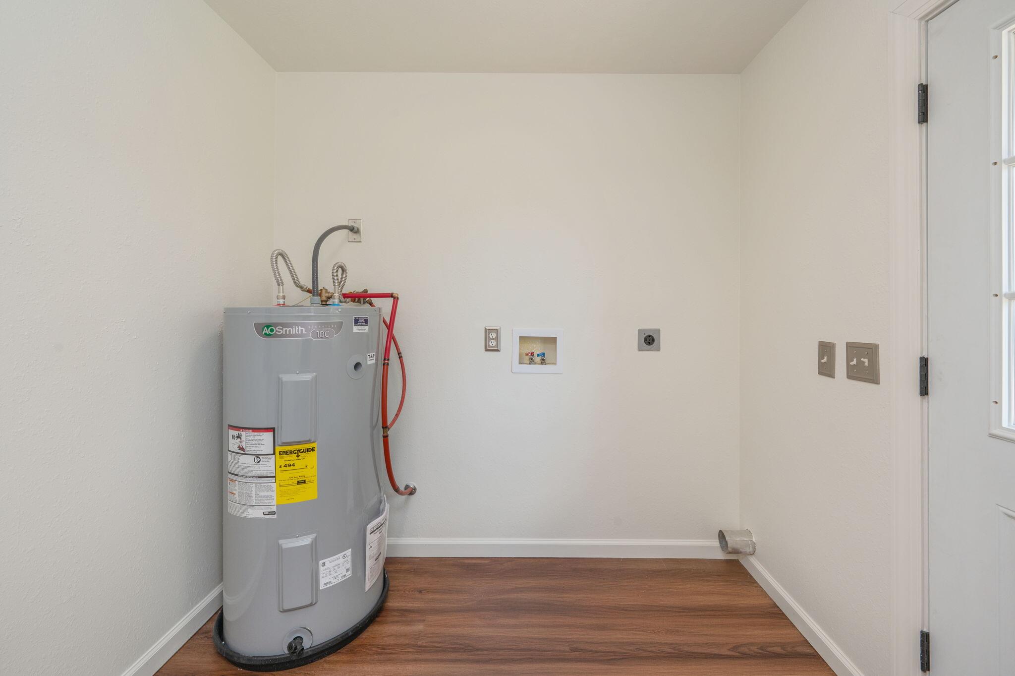 OAKWOOD HILLS UNIT 3 - Residential