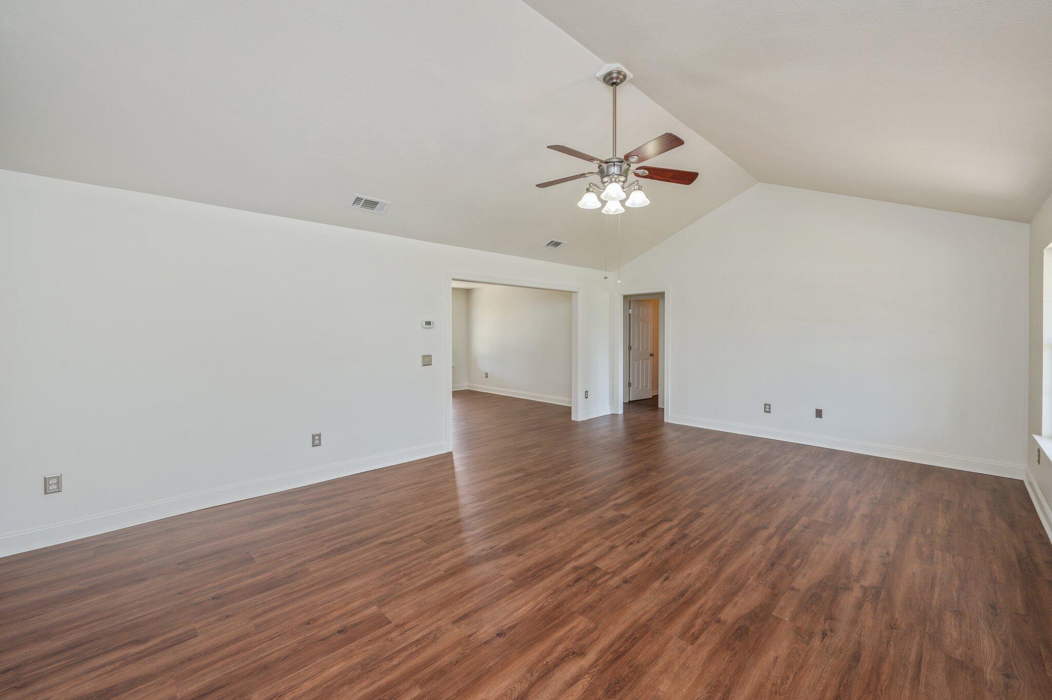 OAKWOOD HILLS UNIT 3 - Residential