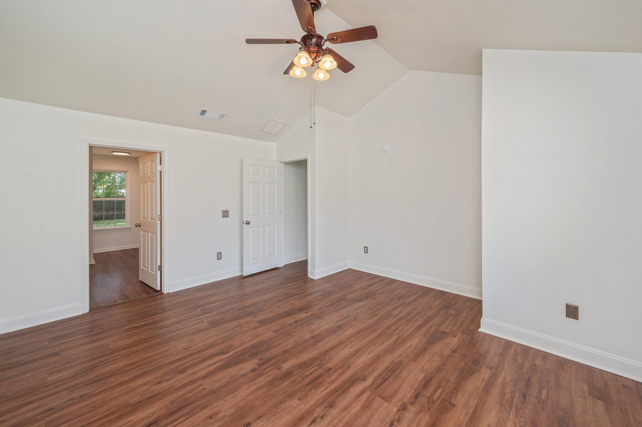OAKWOOD HILLS UNIT 3 - Residential