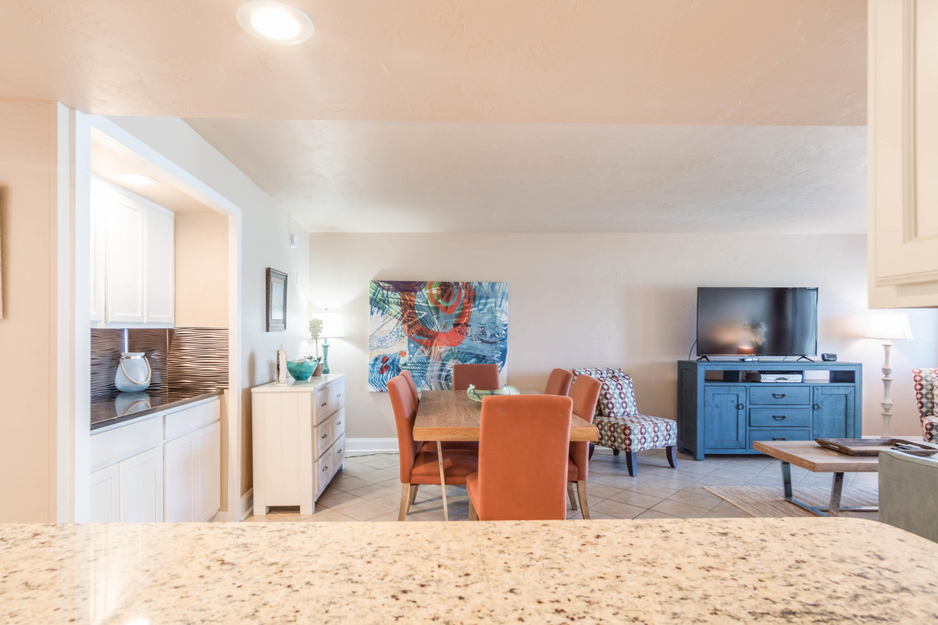 HOLIDAY SURF & RACQUET CLUB - Residential