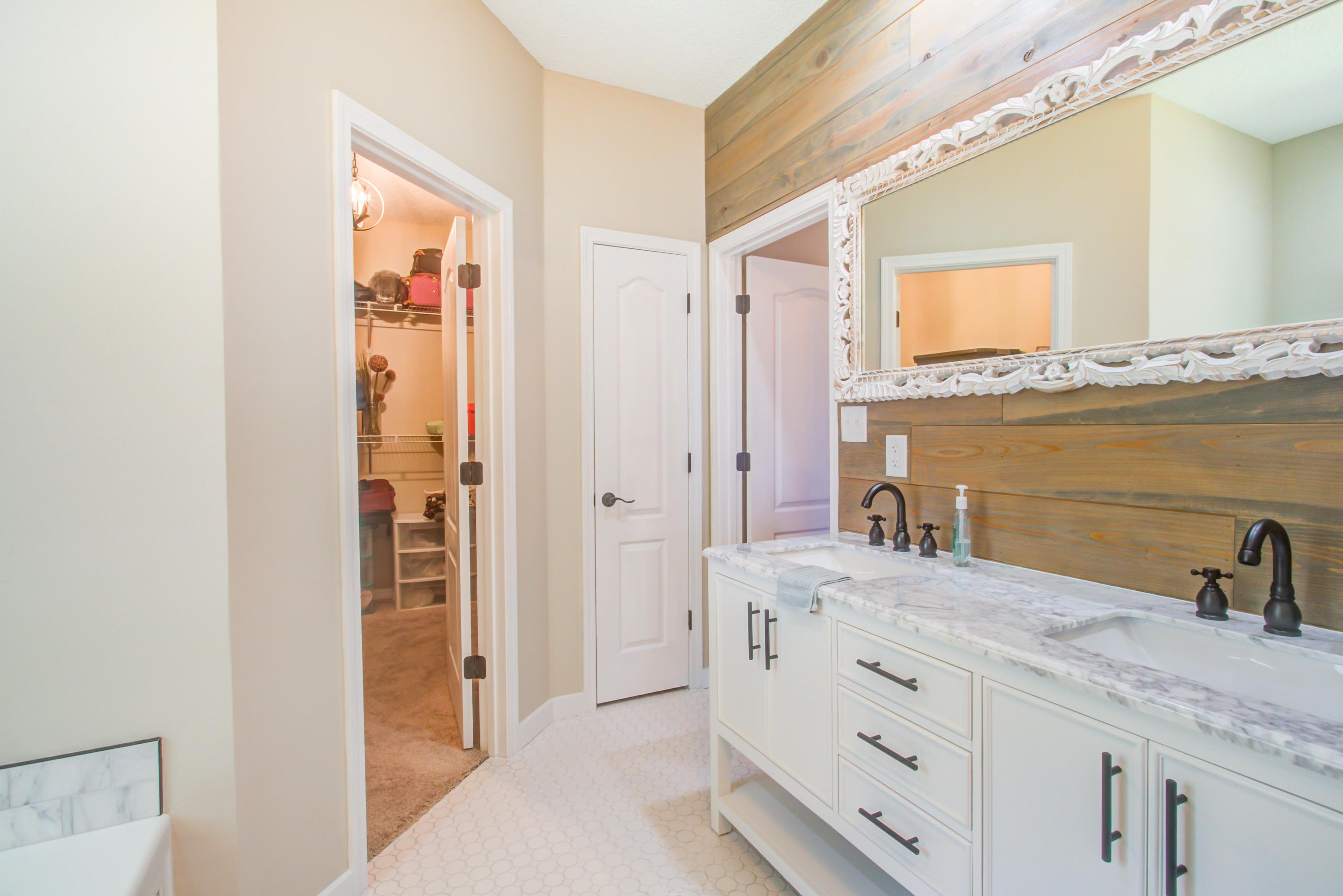 HOMESTEAD MANOR S/D - Residential