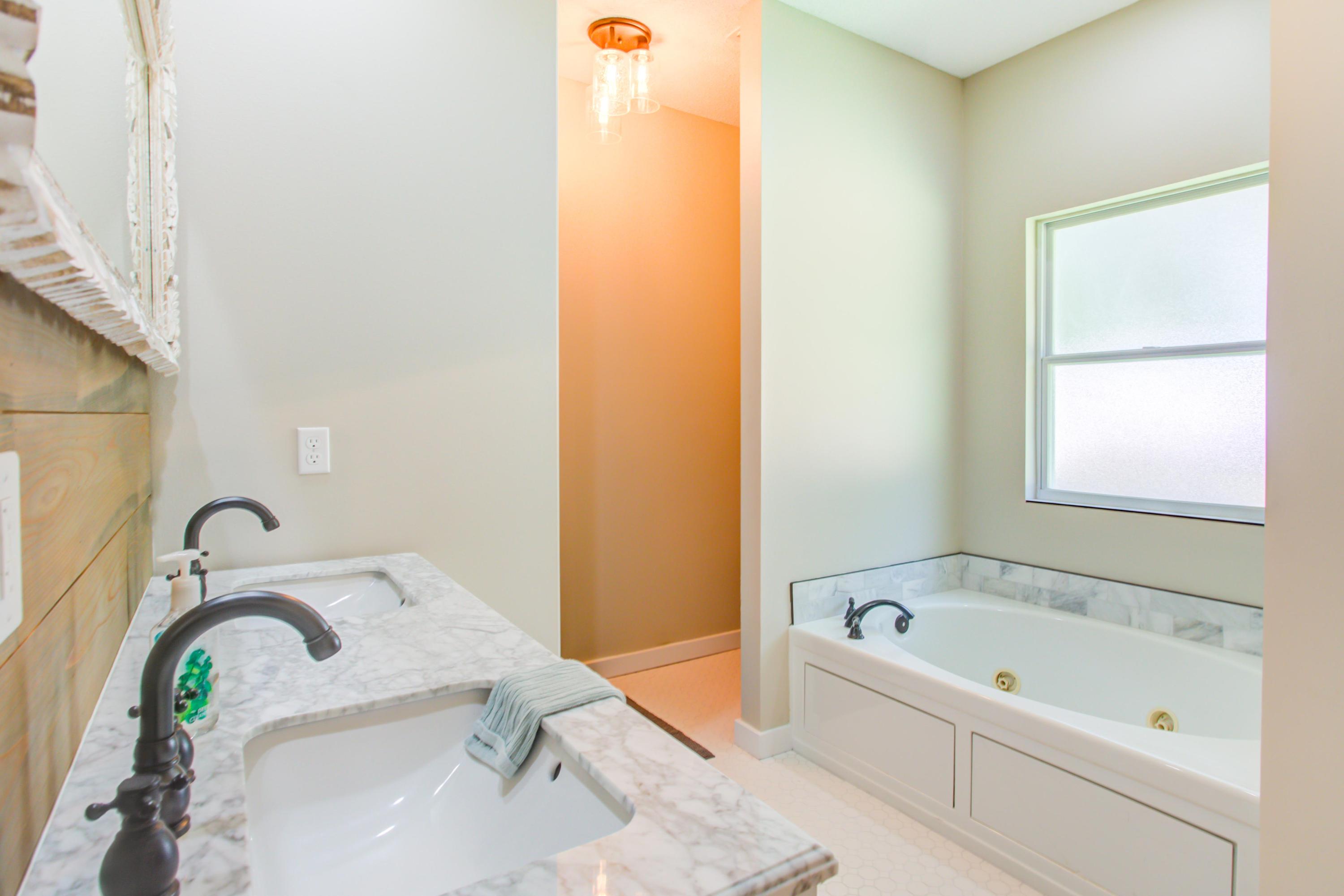 HOMESTEAD MANOR S/D - Residential