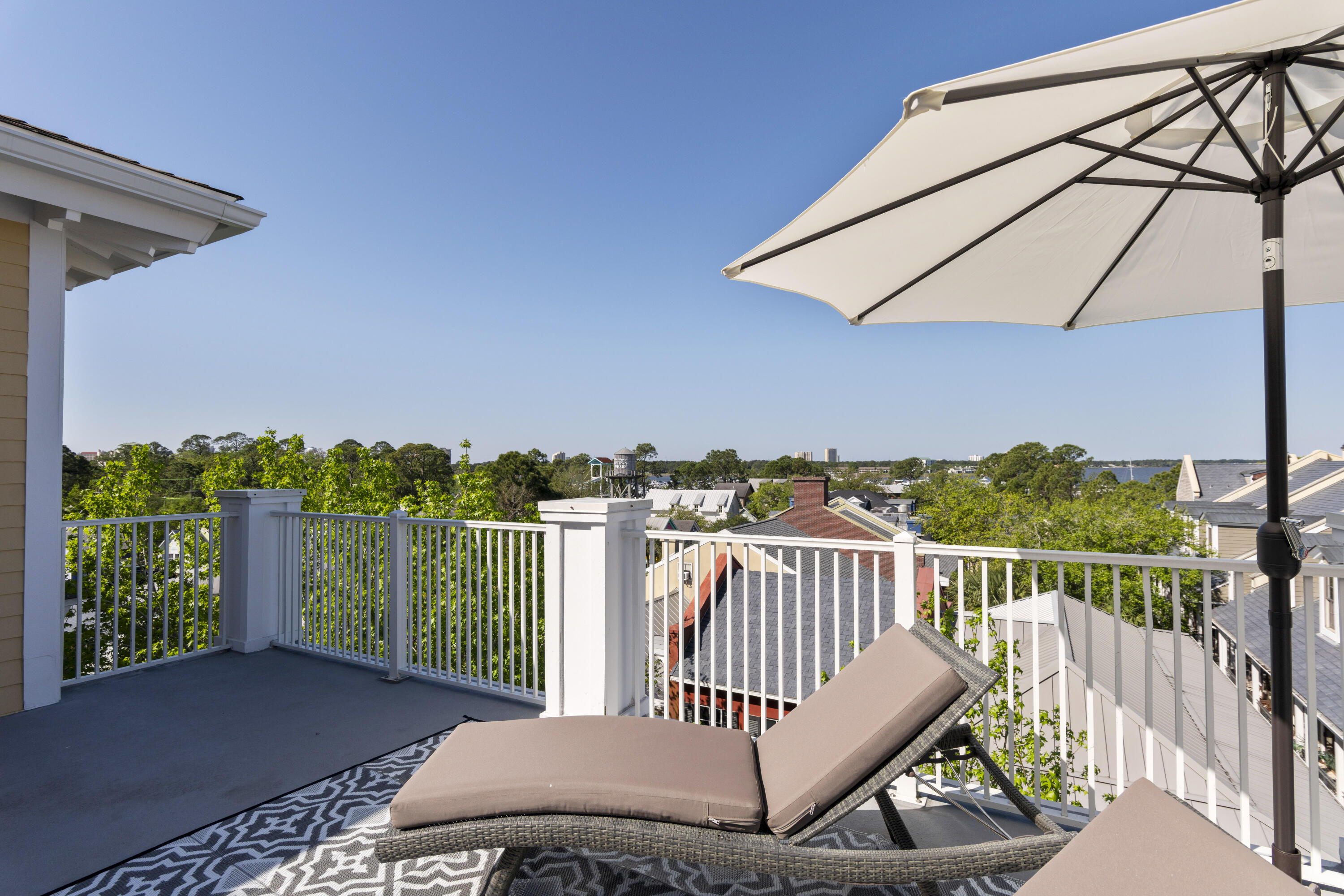 OBSERVATION POINT - Residential