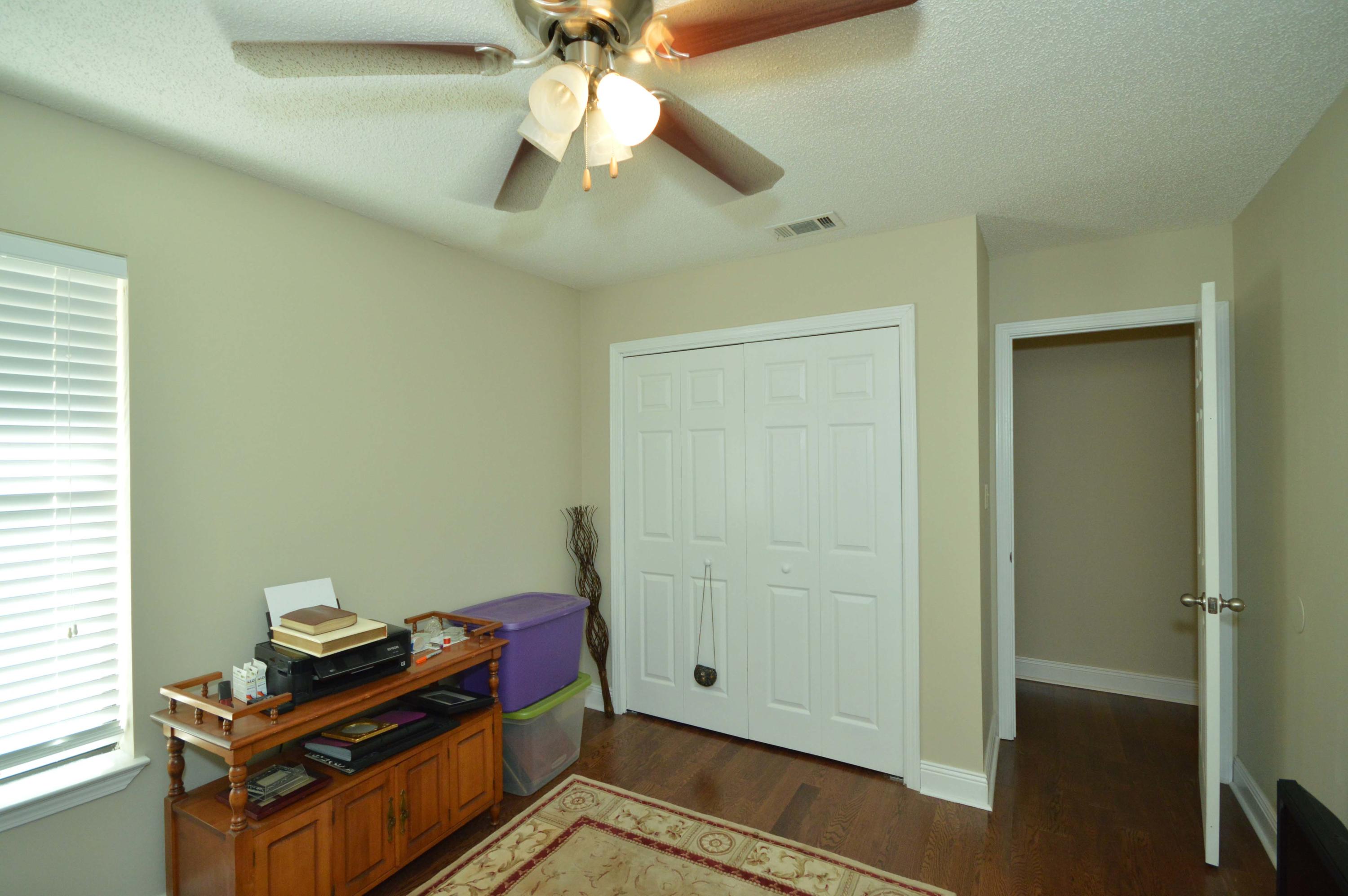 ROCKY BAYOU COUNTRY CLUB ESTATES 3 - Residential