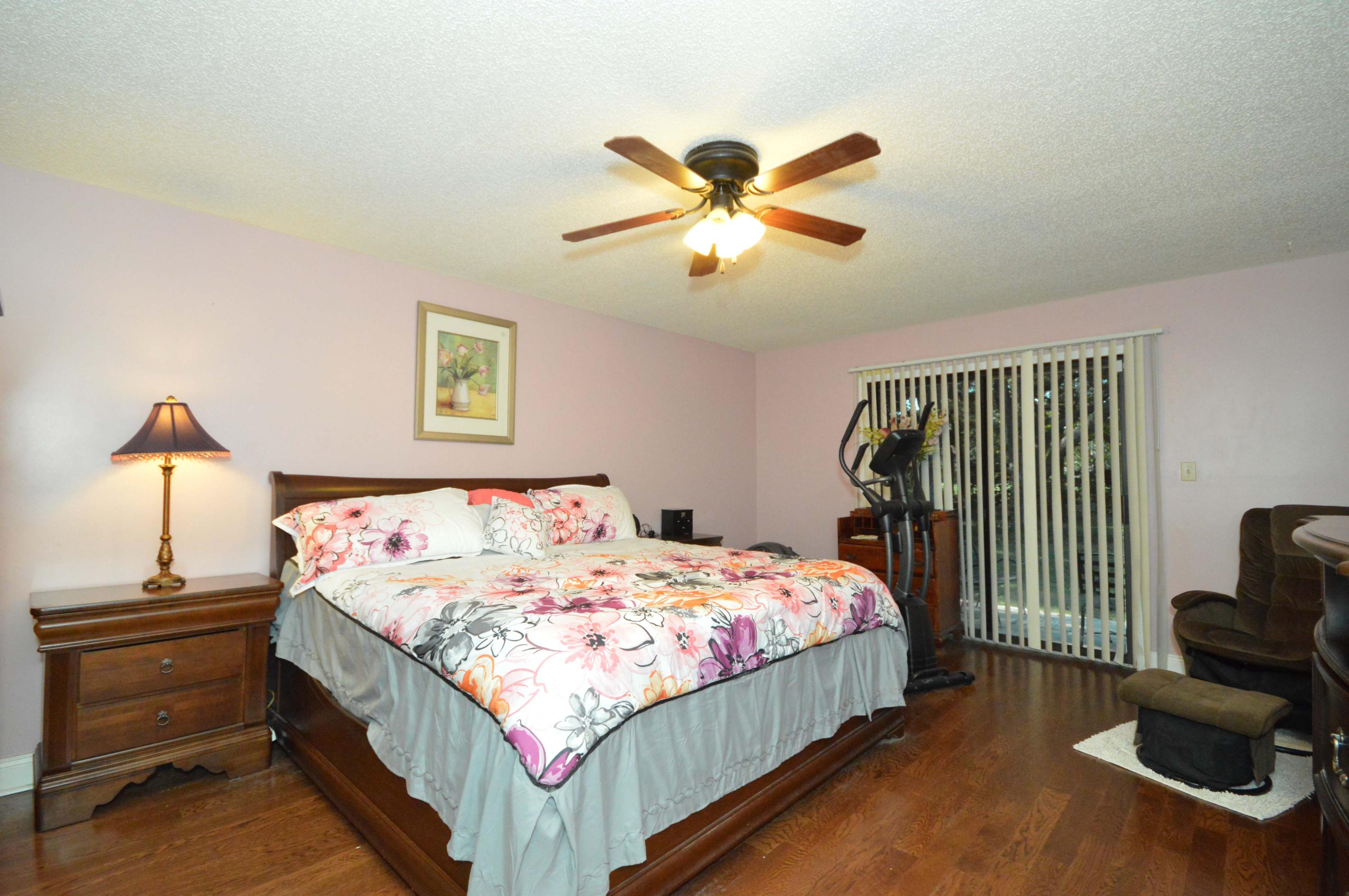 ROCKY BAYOU COUNTRY CLUB ESTATES 3 - Residential