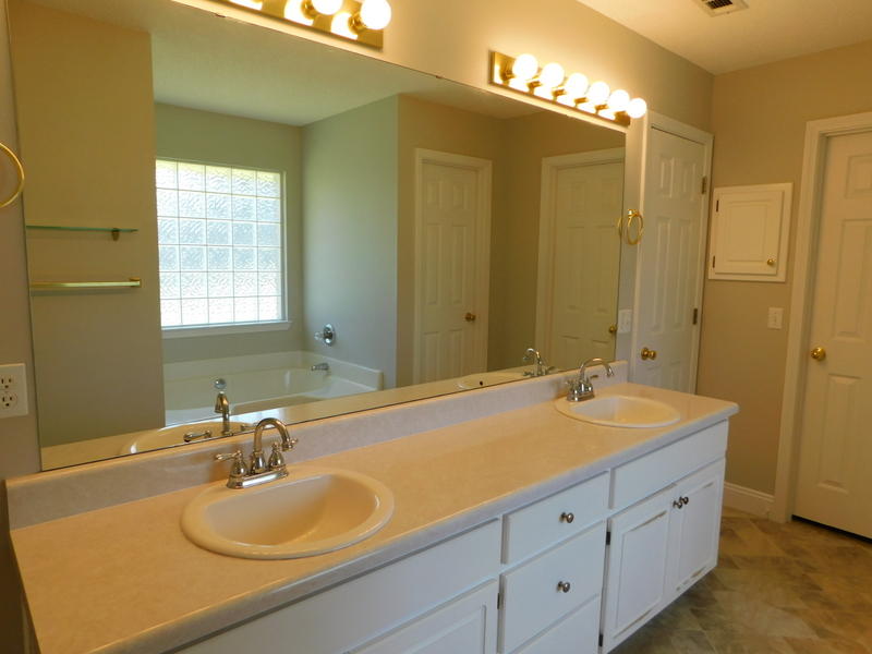 CHEROKEE BEND S/D PH 2 - Residential