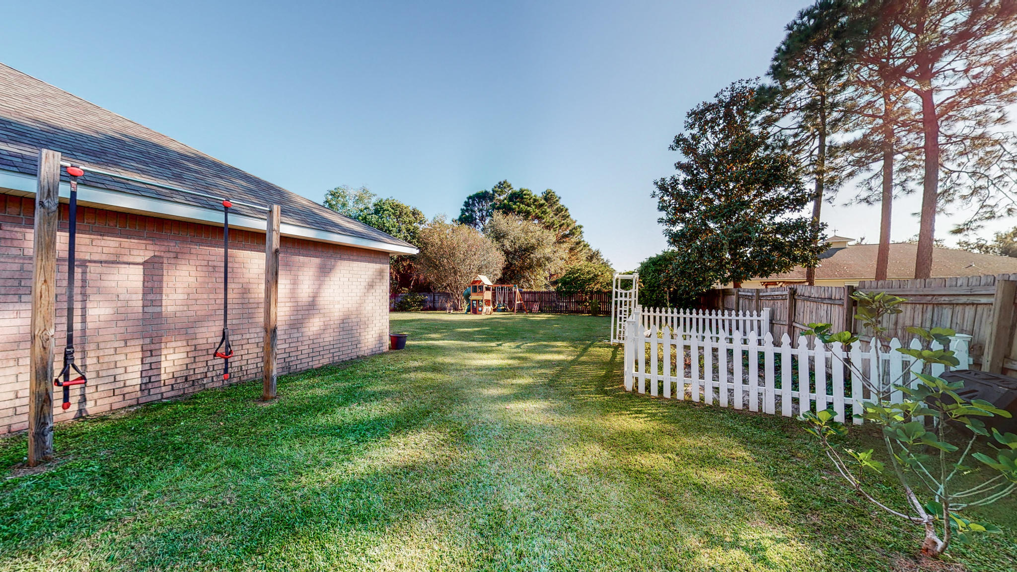 SOUND RETREAT - Residential