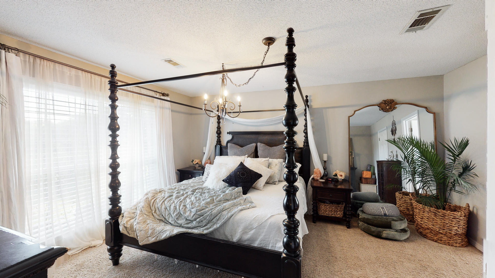 SOUND RETREAT - Residential