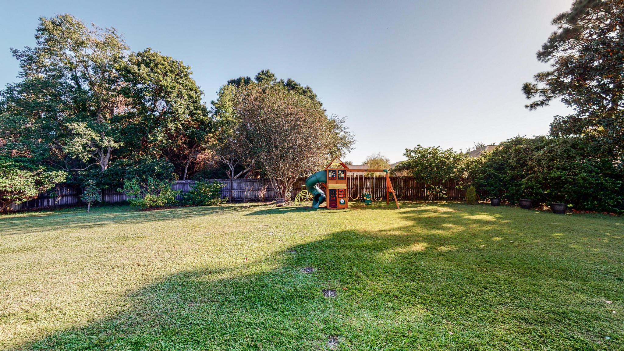 SOUND RETREAT - Residential