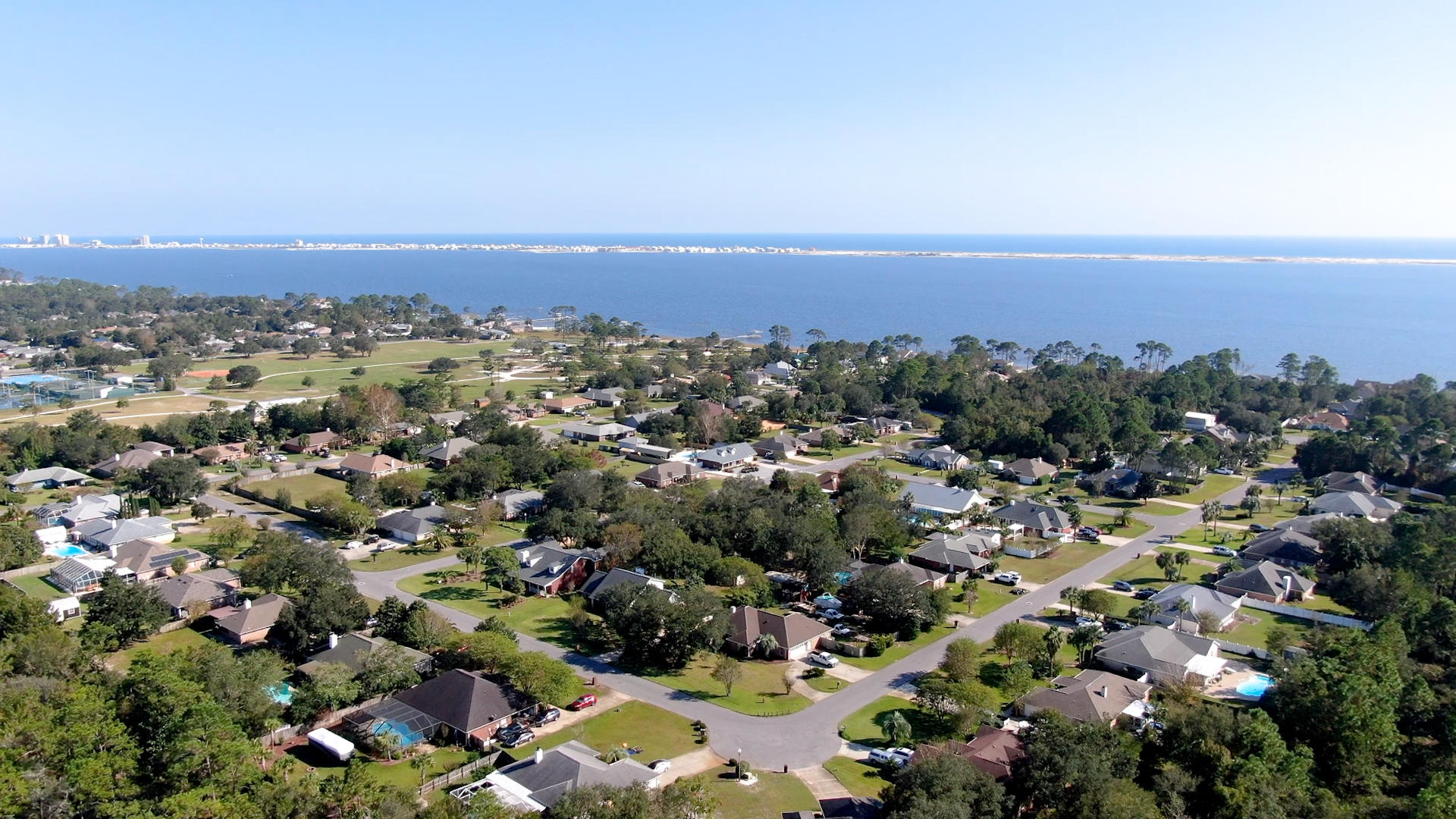 SOUND RETREAT - Residential