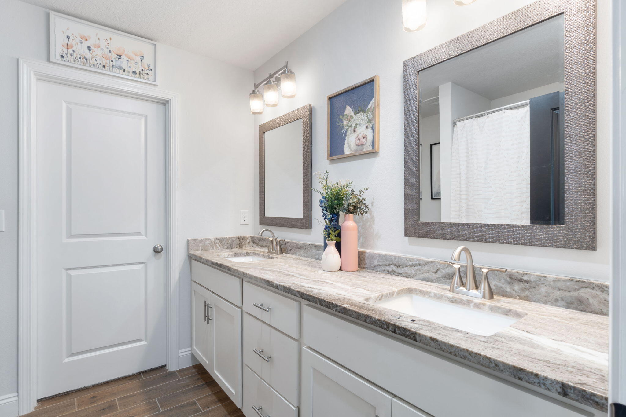 GARDEN CITY - Residential