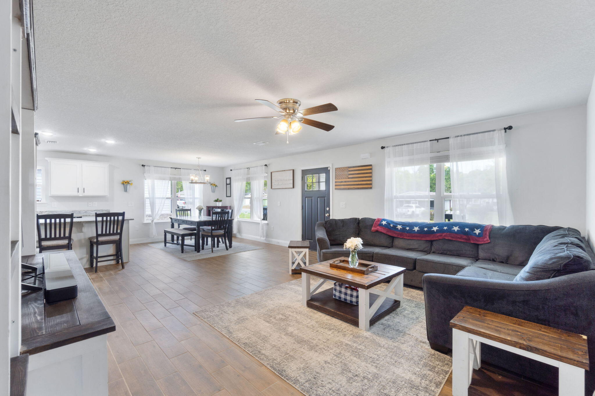 GARDEN CITY - Residential