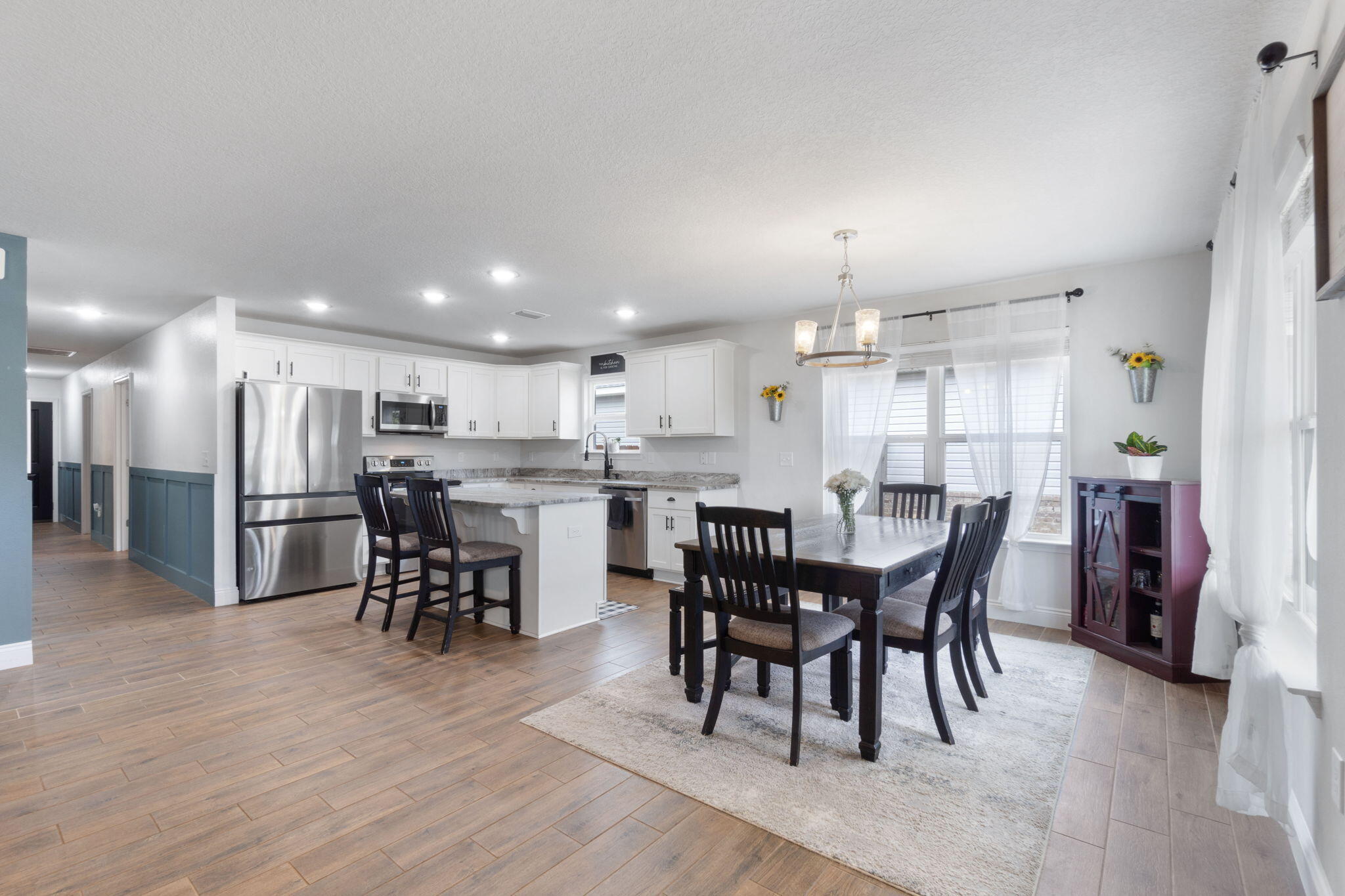 GARDEN CITY - Residential