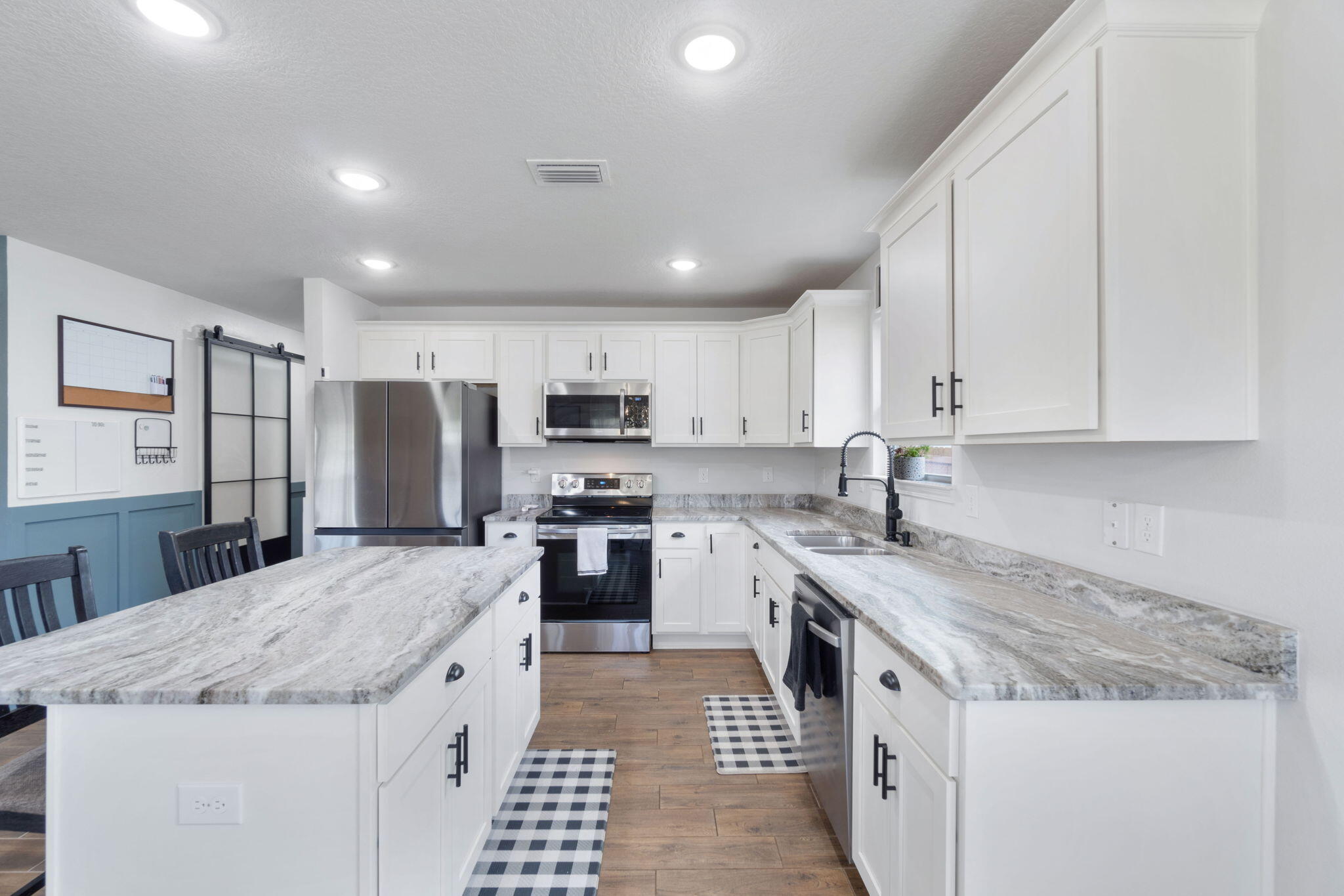 GARDEN CITY - Residential