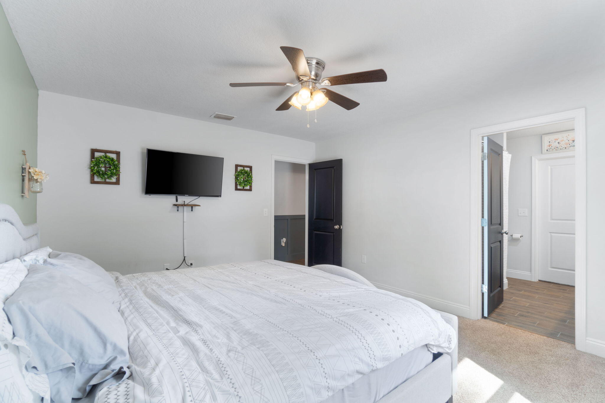 GARDEN CITY - Residential