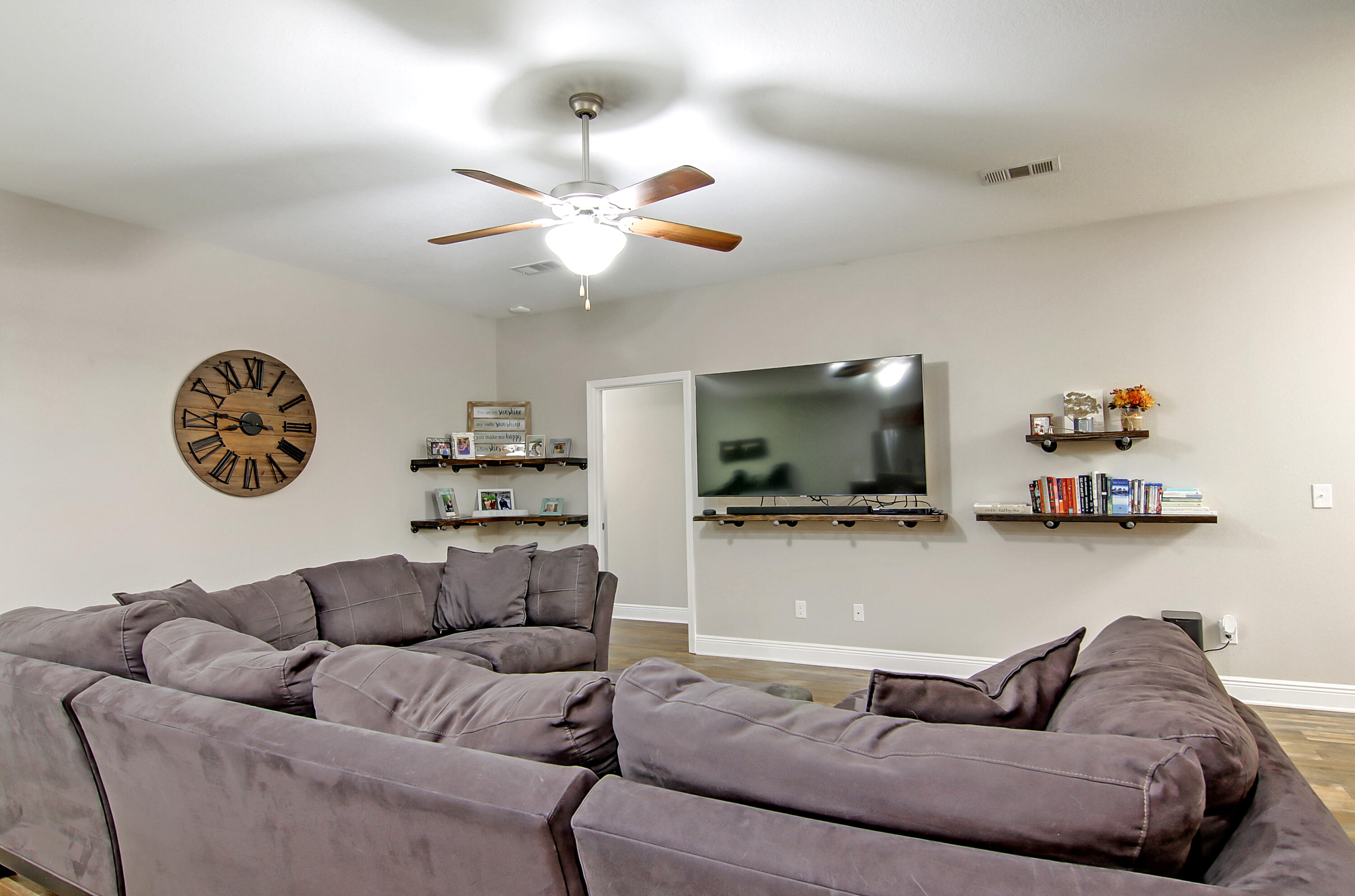 RIVERVIEW ESTATES - Residential