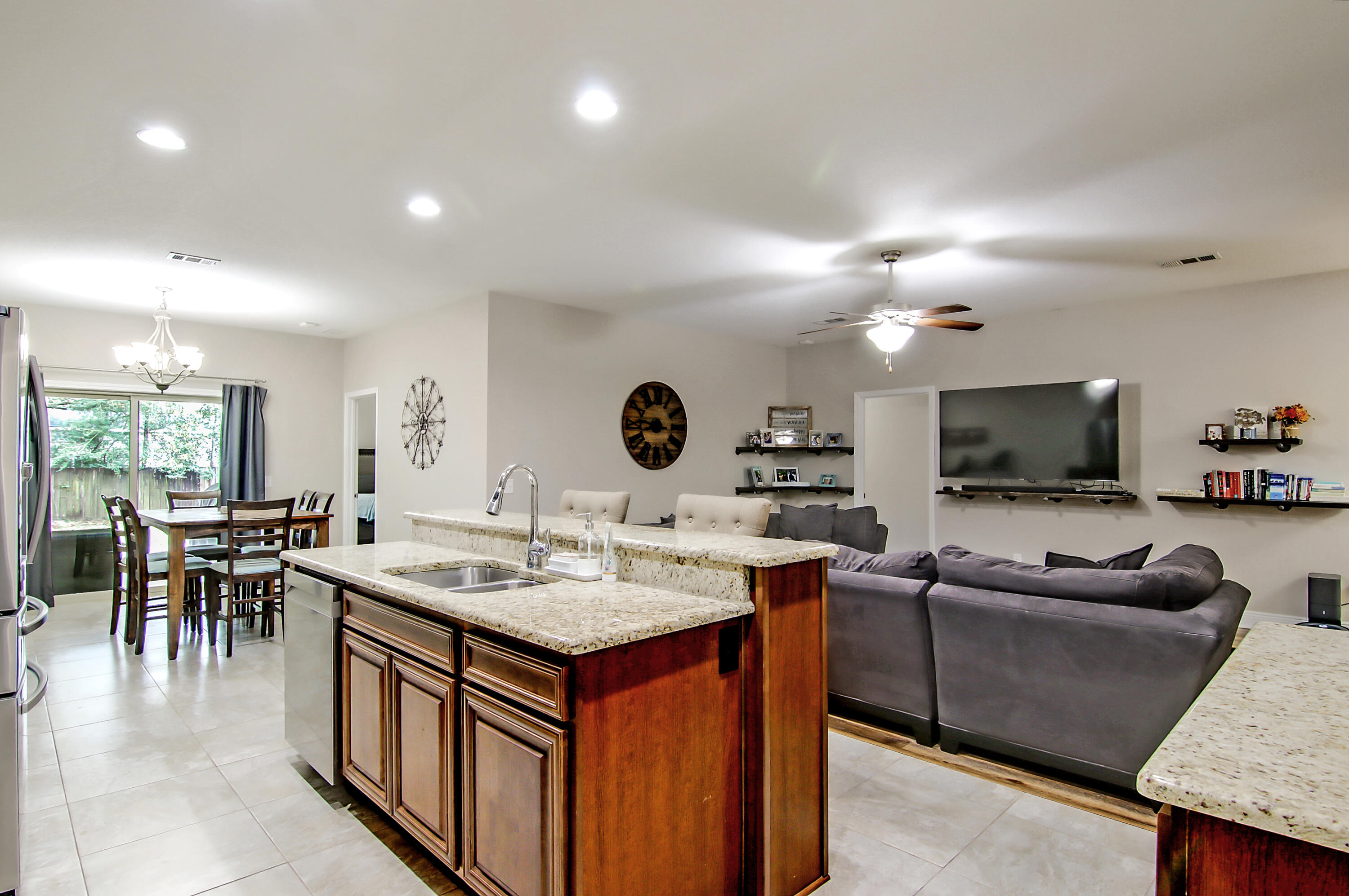 RIVERVIEW ESTATES - Residential
