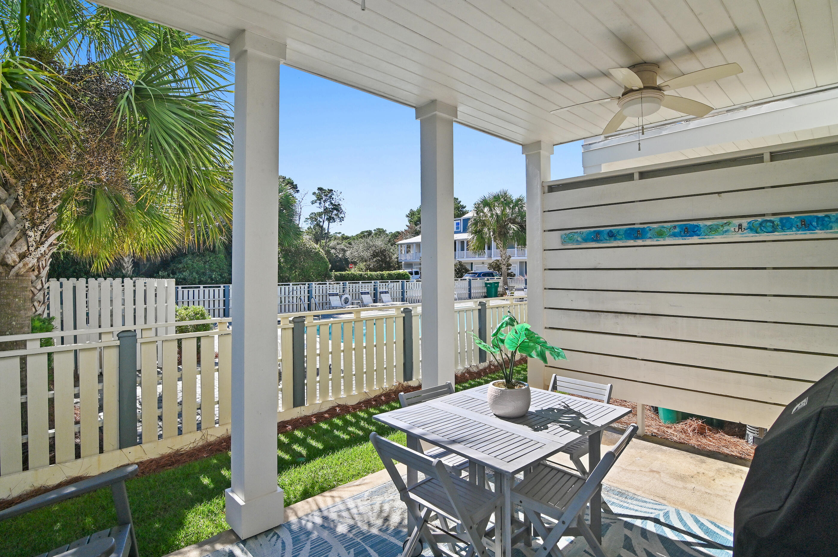 30A TOWNHOMES - Residential