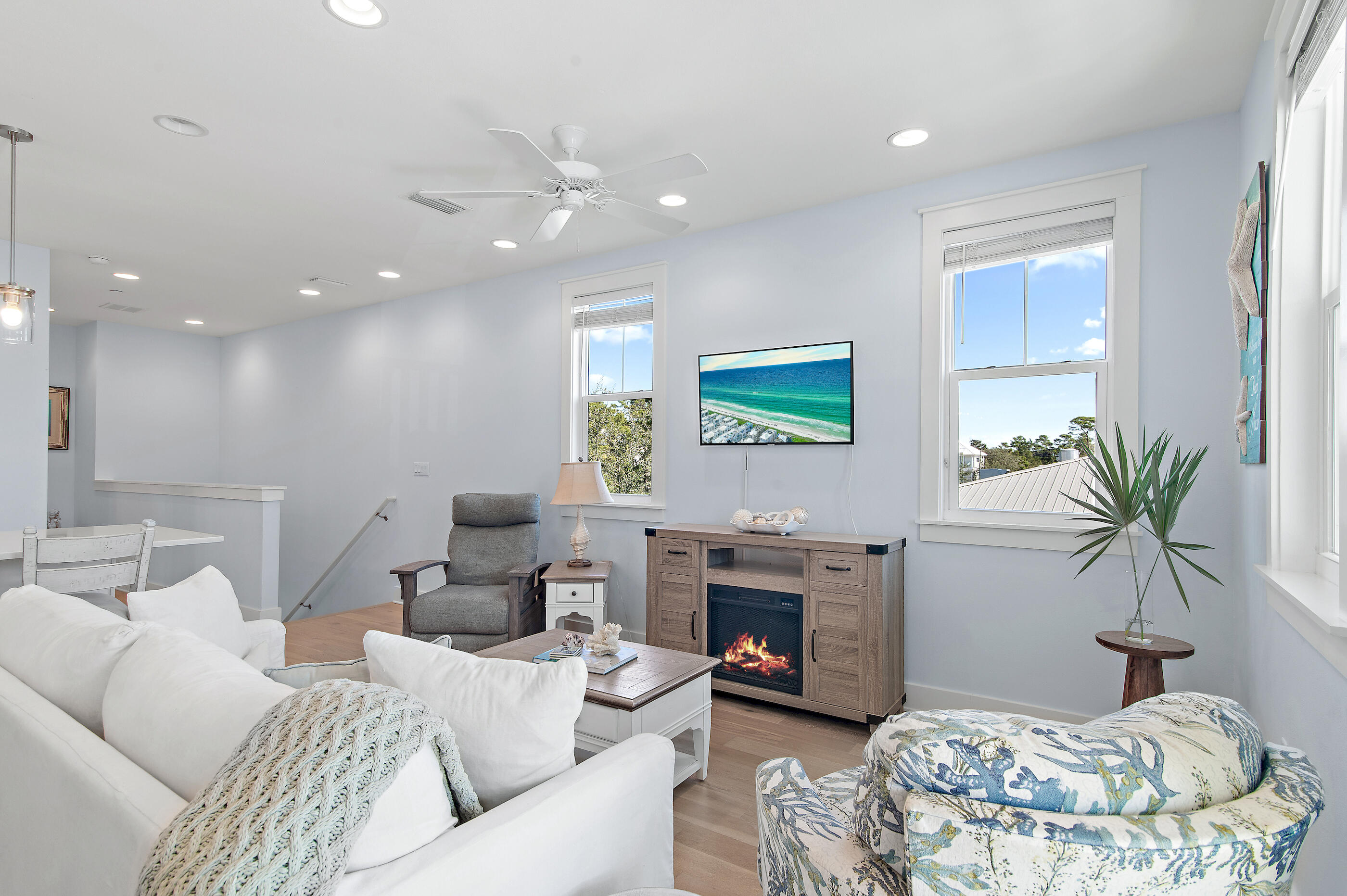 30A TOWNHOMES - Residential