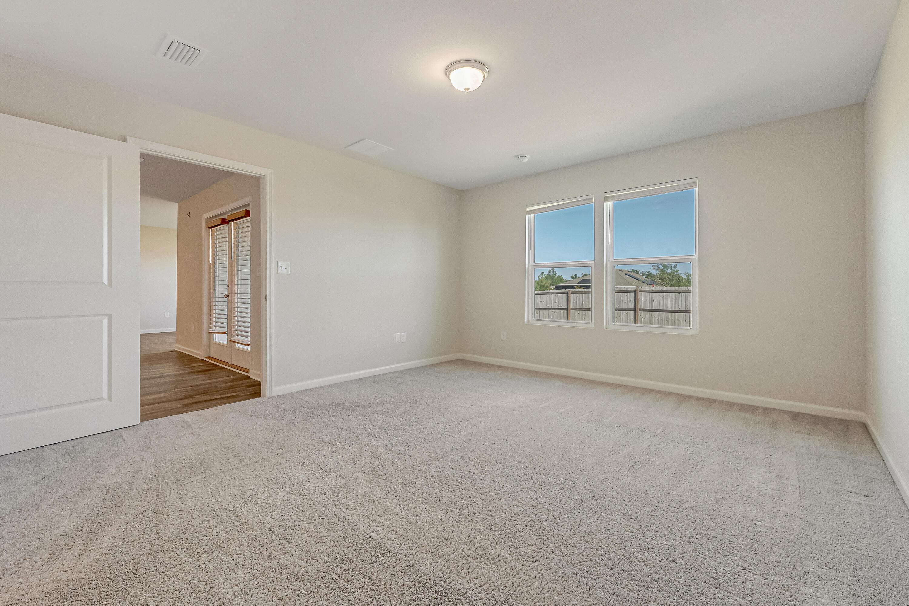 SAWMILL - Residential Lease