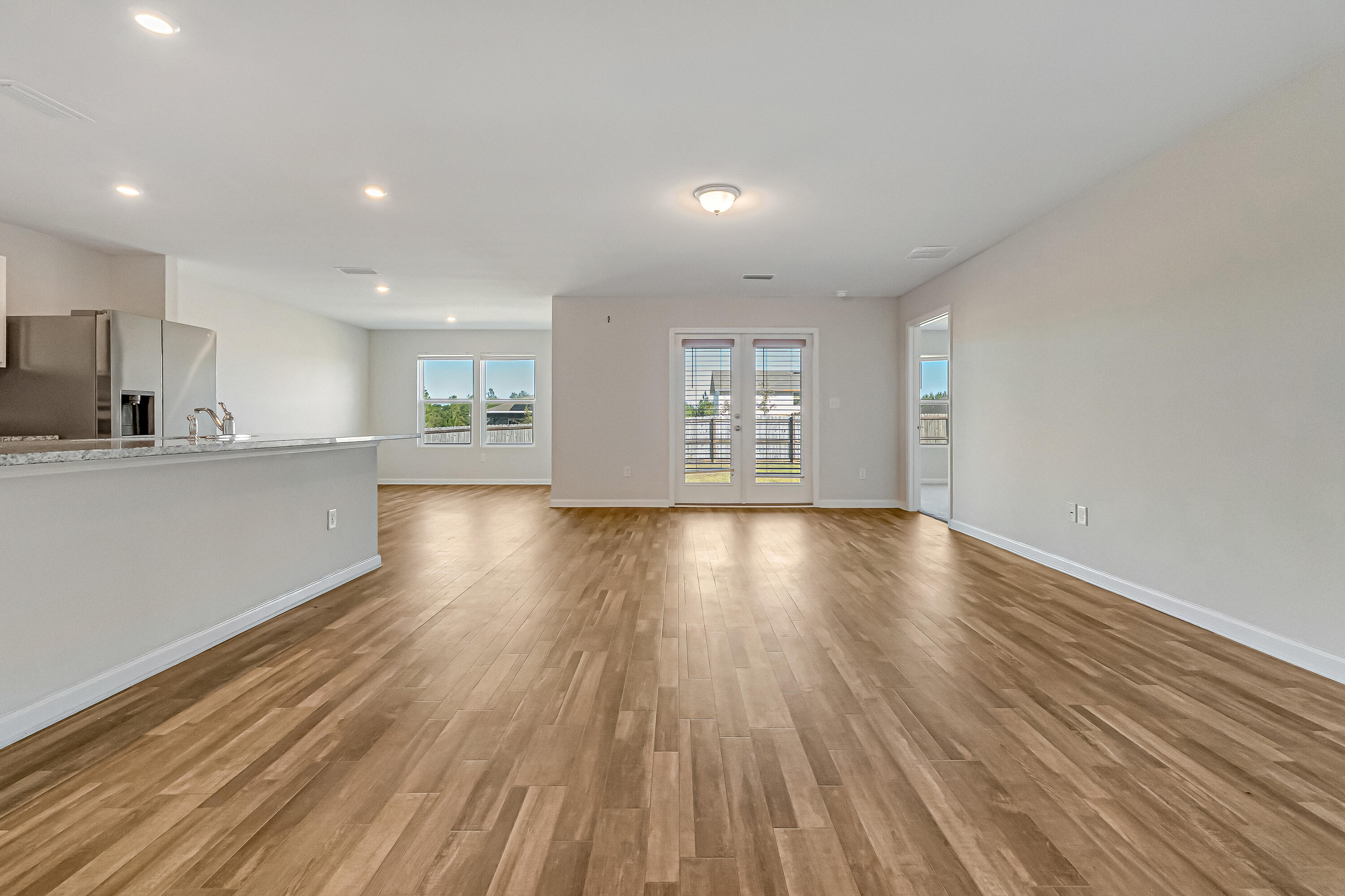 SAWMILL - Residential Lease