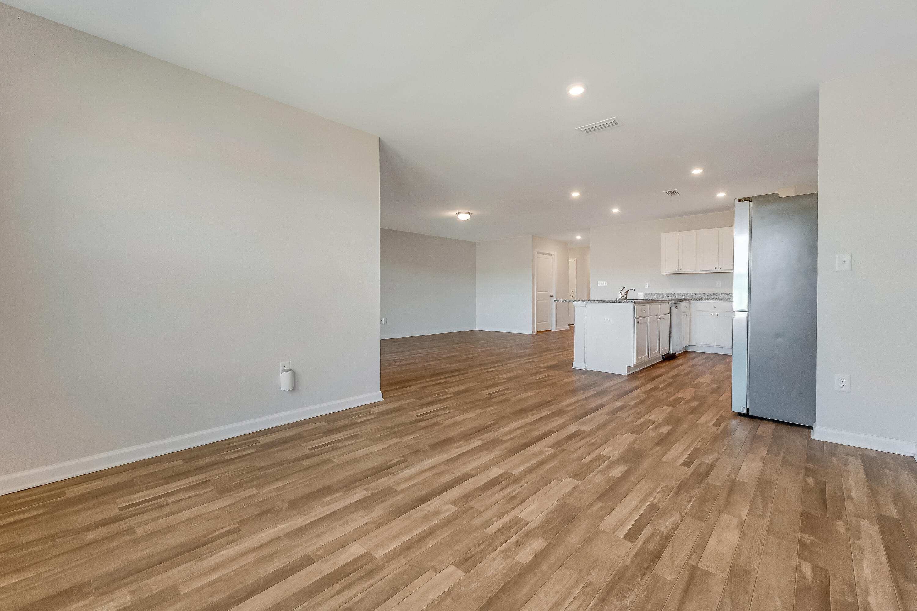 SAWMILL - Residential Lease