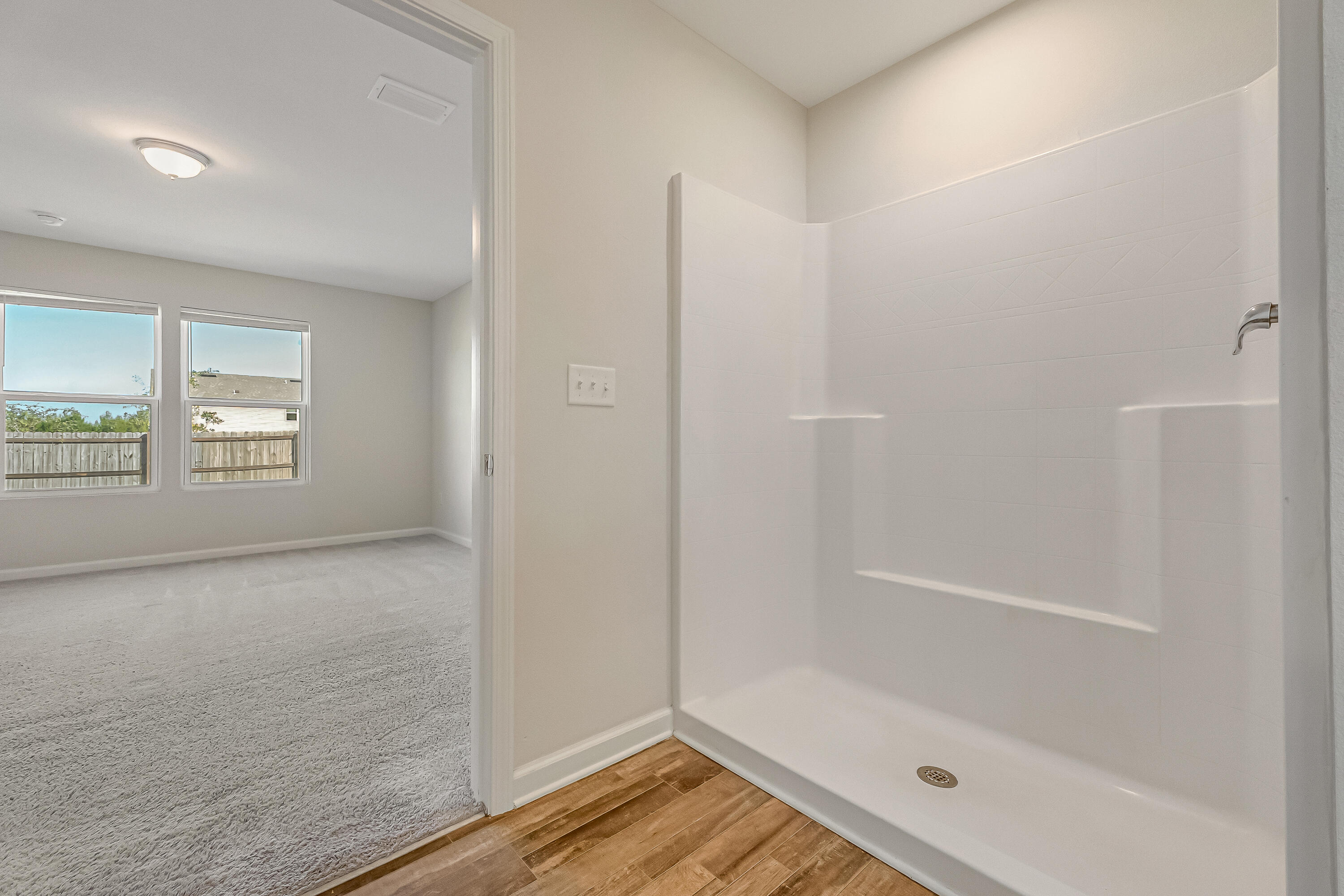 SAWMILL - Residential Lease