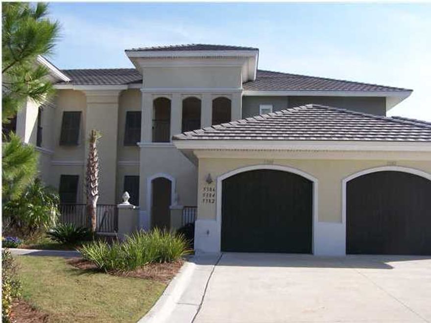 *******THIS IS A SHORT SALE******* PLEASE CALL US TODAY TO SEE THIS BEAUTIFUL THREE BEDROOM THREE BATH CONDO IN THE PINE RIDGE VILLAS CONDOMINIUM COMMUNITY WITHIN THE SANDESTIN GOLF & BEACH RESORT. THIS CONDO HAS PANORAMIC VIEWS THAT INCLUDE THE 13TH FAIRWAY & 15TH GREEN OF THE BAYTOWNE GOLF COURSE. THIS GREAT CONDO HAS 10 FT CEILINGS WITH 5 CEILING FANS & CROWN MOLDING IN FOYER, LIVING ROOM & ALL BEDROOMS. MASTER SUITE FEATURES WALK-IN CLOSET, TUMBLED MARBLE COUNTERTOPS WITH DOUBLE VANITY, SEPARATE SHOWER WITH SEAT & JACUZZI WHIRLPOOL TUB. WET BAR WITH GRANITE COUNTER TOP AND TUMBLE MARBLE BACKSPLASH IN LIVING AREA. TRAVERTINE MARBLE FLOORING IN FOYER,DINING & LIVING ROOM, KITCHEN & MASTER BATH. ALL ELECTRIC KITCHEN INCLUDES GRANITE COUNTER TOP WITH TUMBLED MARBLE FULL UNDER