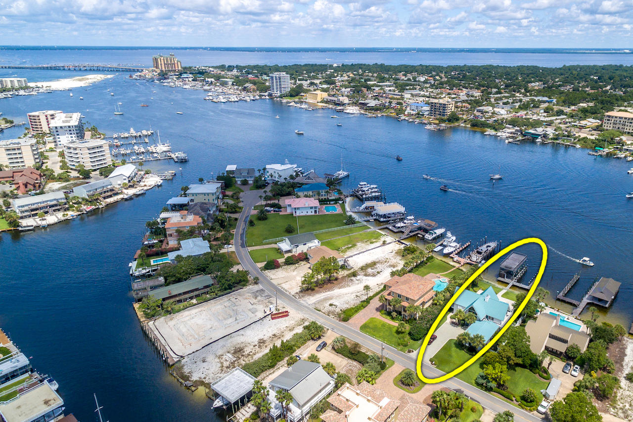 HOLIDAY ISLE - Residential