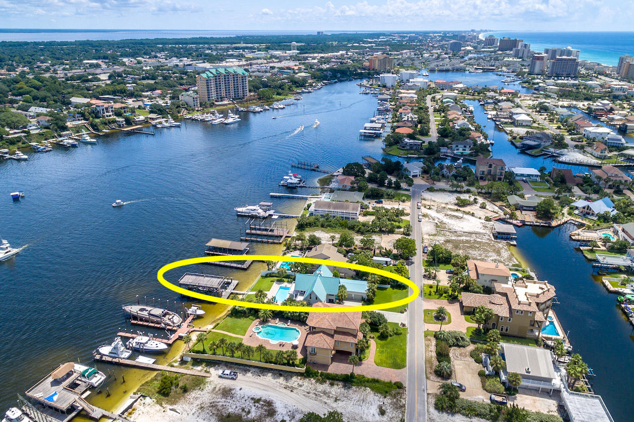 HOLIDAY ISLE - Residential