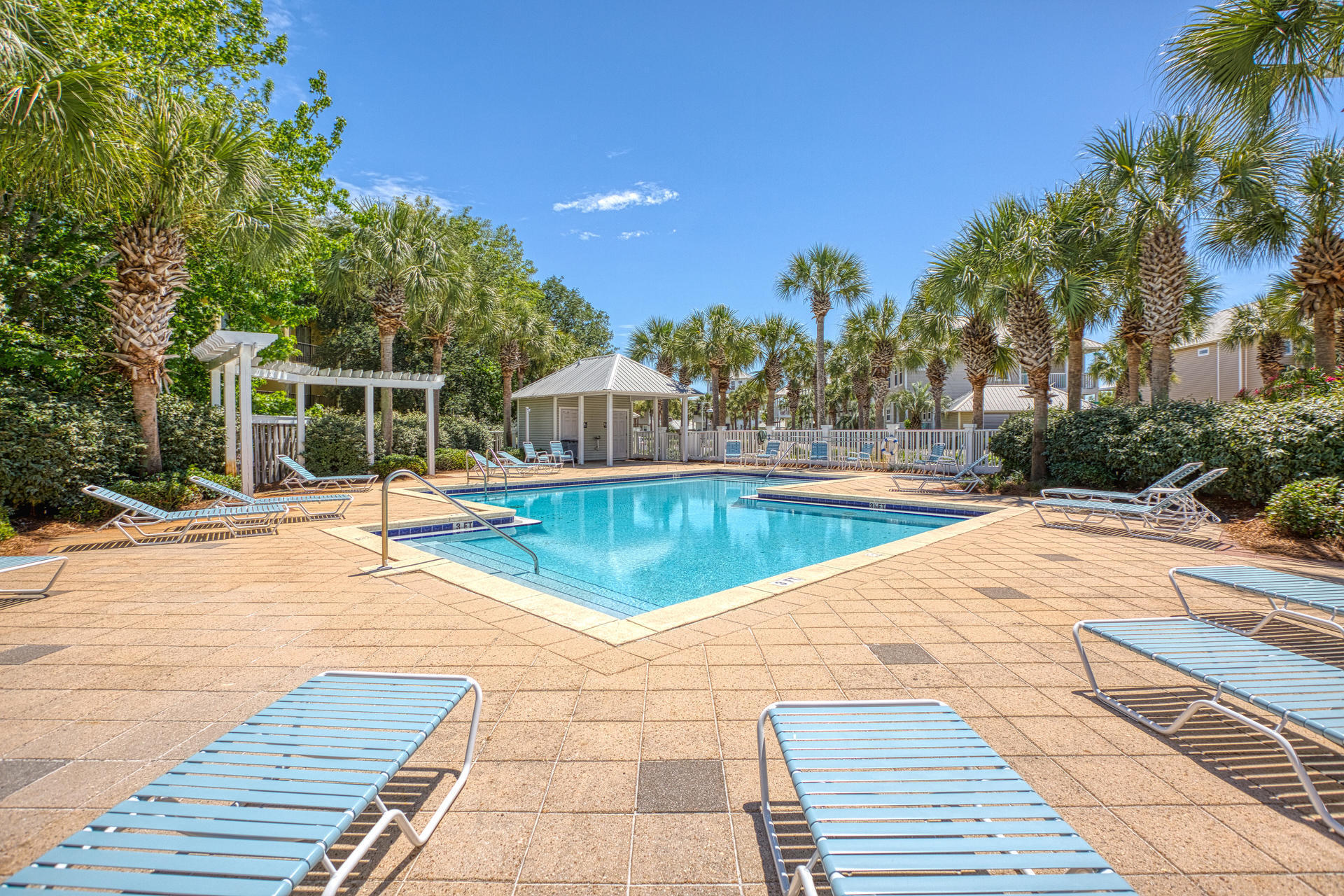 GULFSIDE COTTAGES - Residential