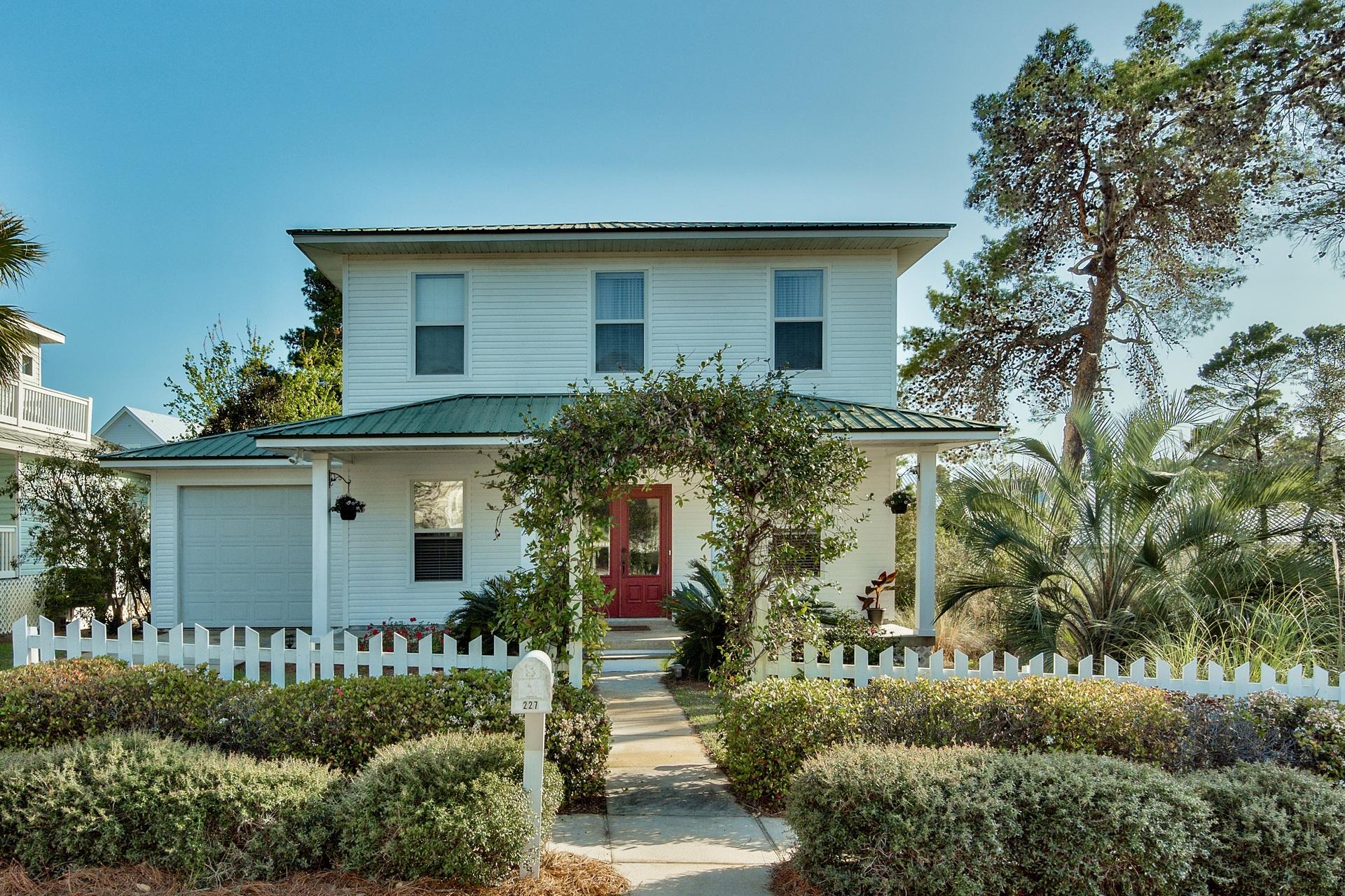 SEA DUNES - Residential