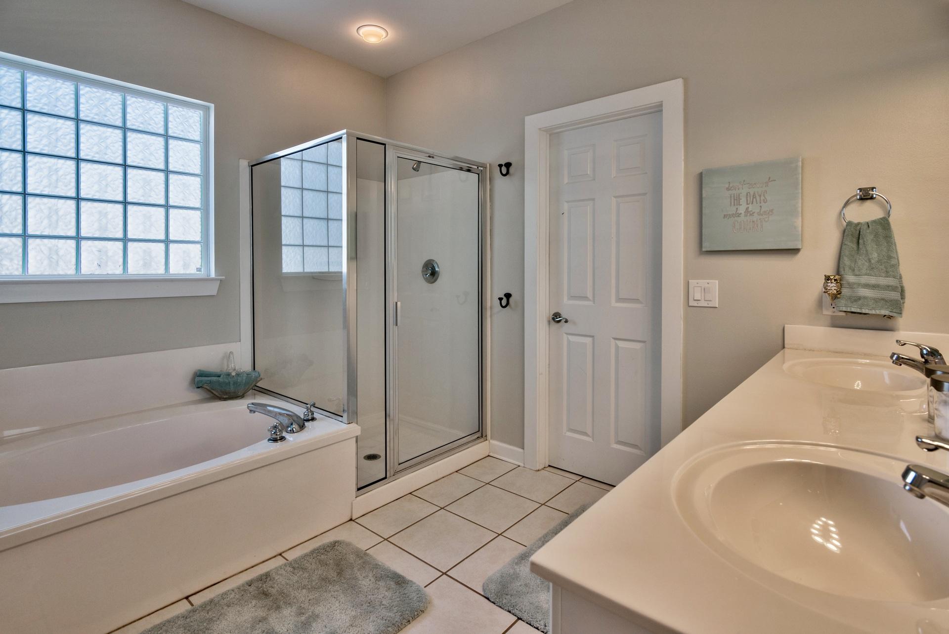 SEA DUNES - Residential