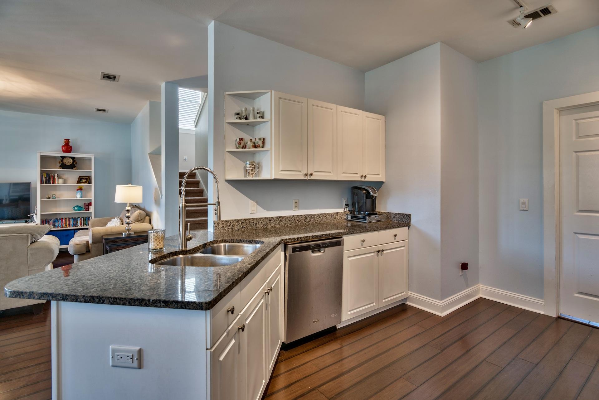 SEA DUNES - Residential