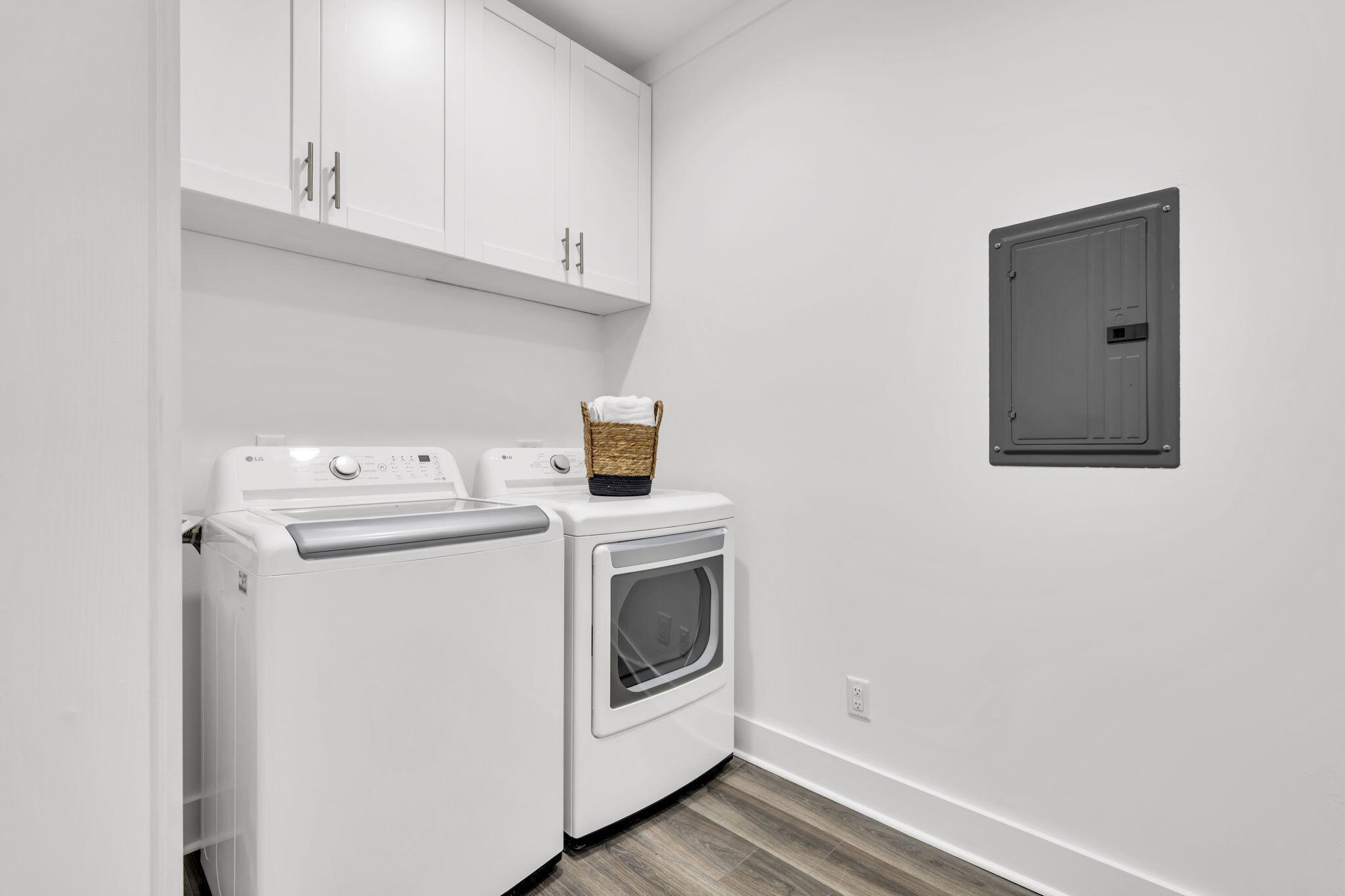 S/D Of E1/2 - Residential