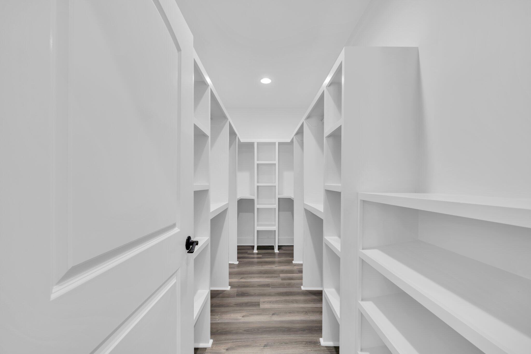 S/D Of E1/2 - Residential
