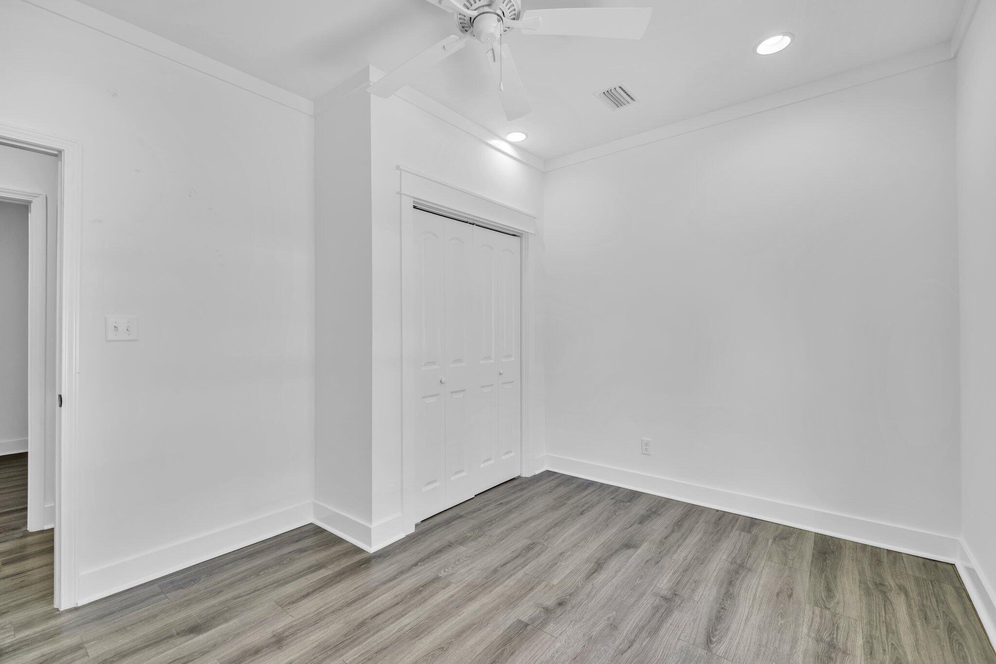 S/D Of E1/2 - Residential