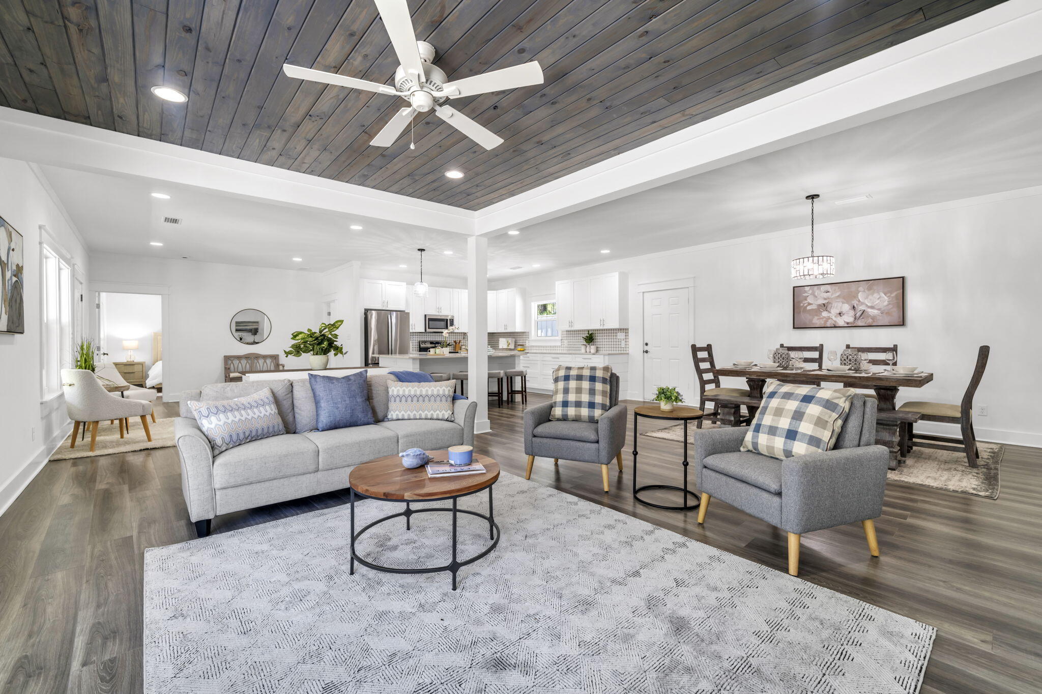 S/D Of E1/2 - Residential