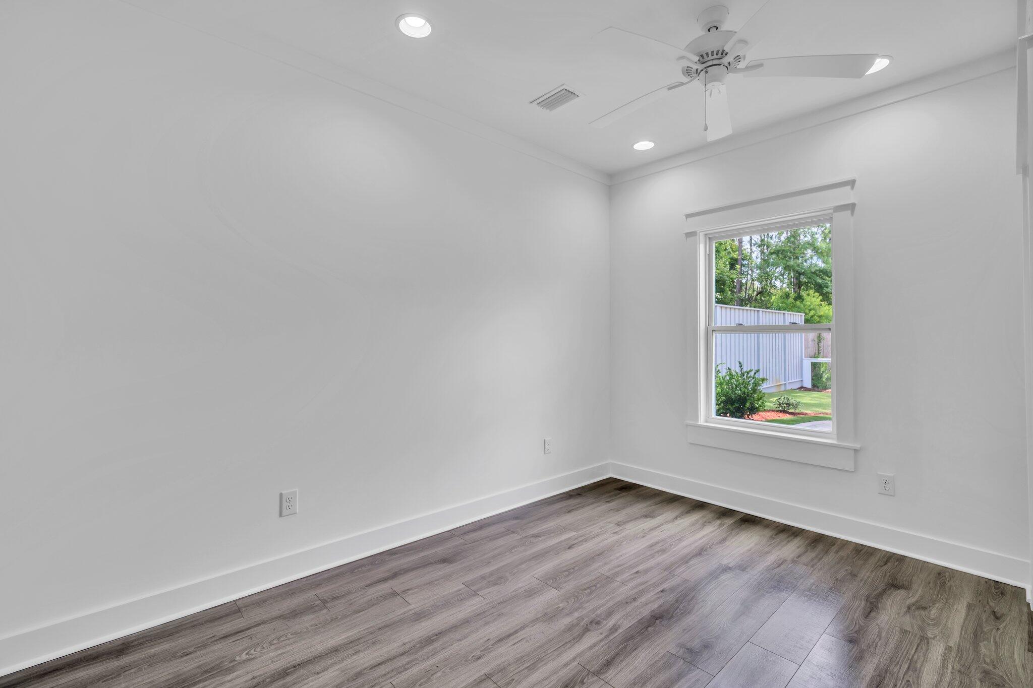 S/D Of E1/2 - Residential