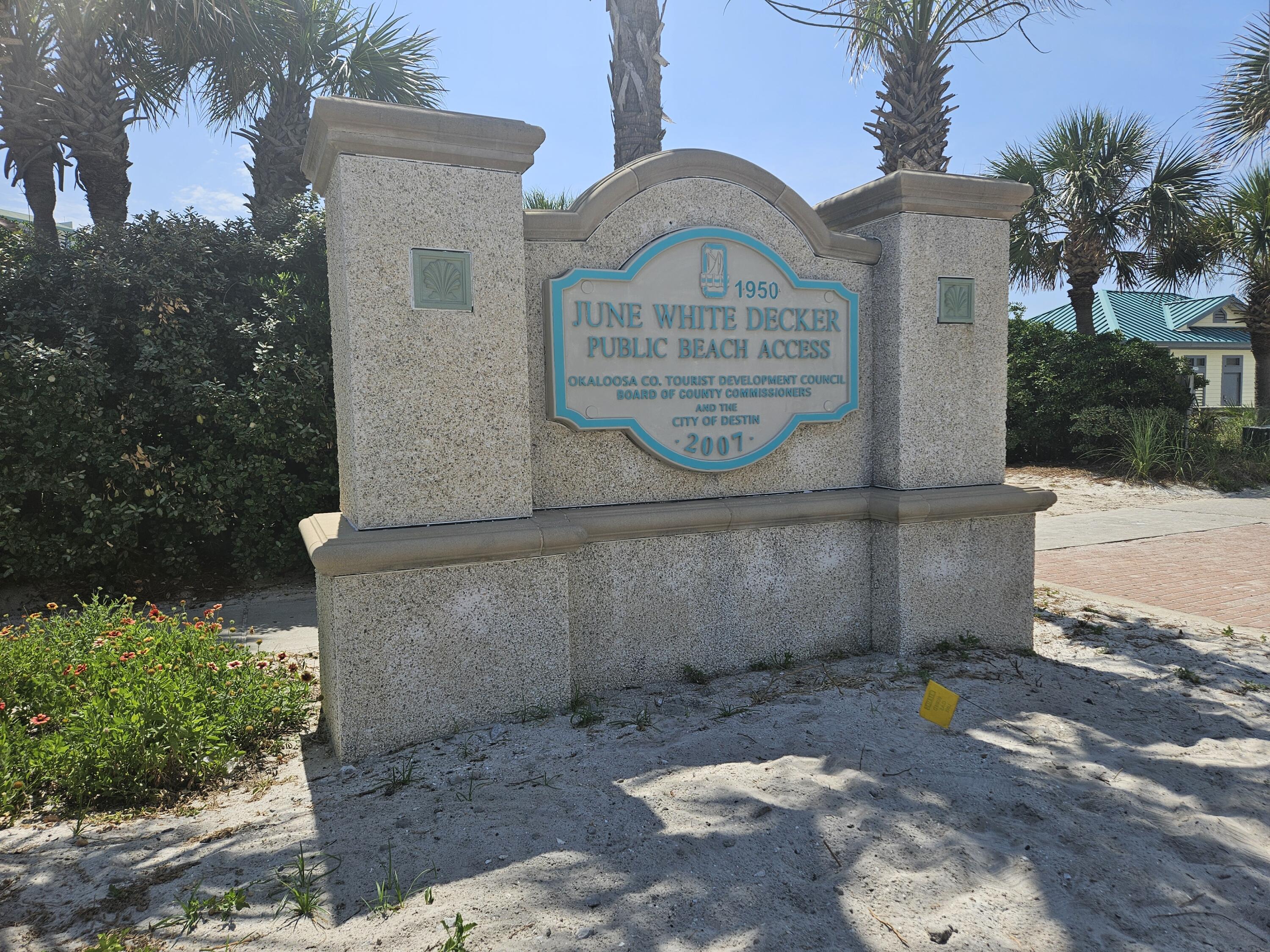 THE PALMS OF DESTIN - Residential