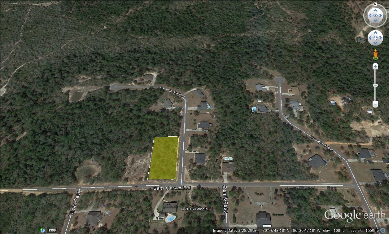 Great 1.01 acre lot for your dream home. Located near the center of Crestview providing easy access to all the local schools, bases, shopping centers and stunning beaches. Bring your floor plans and let build you ''dream home'!!!!