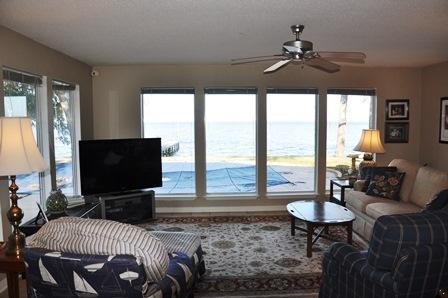 HATCHEE SHORES - Residential