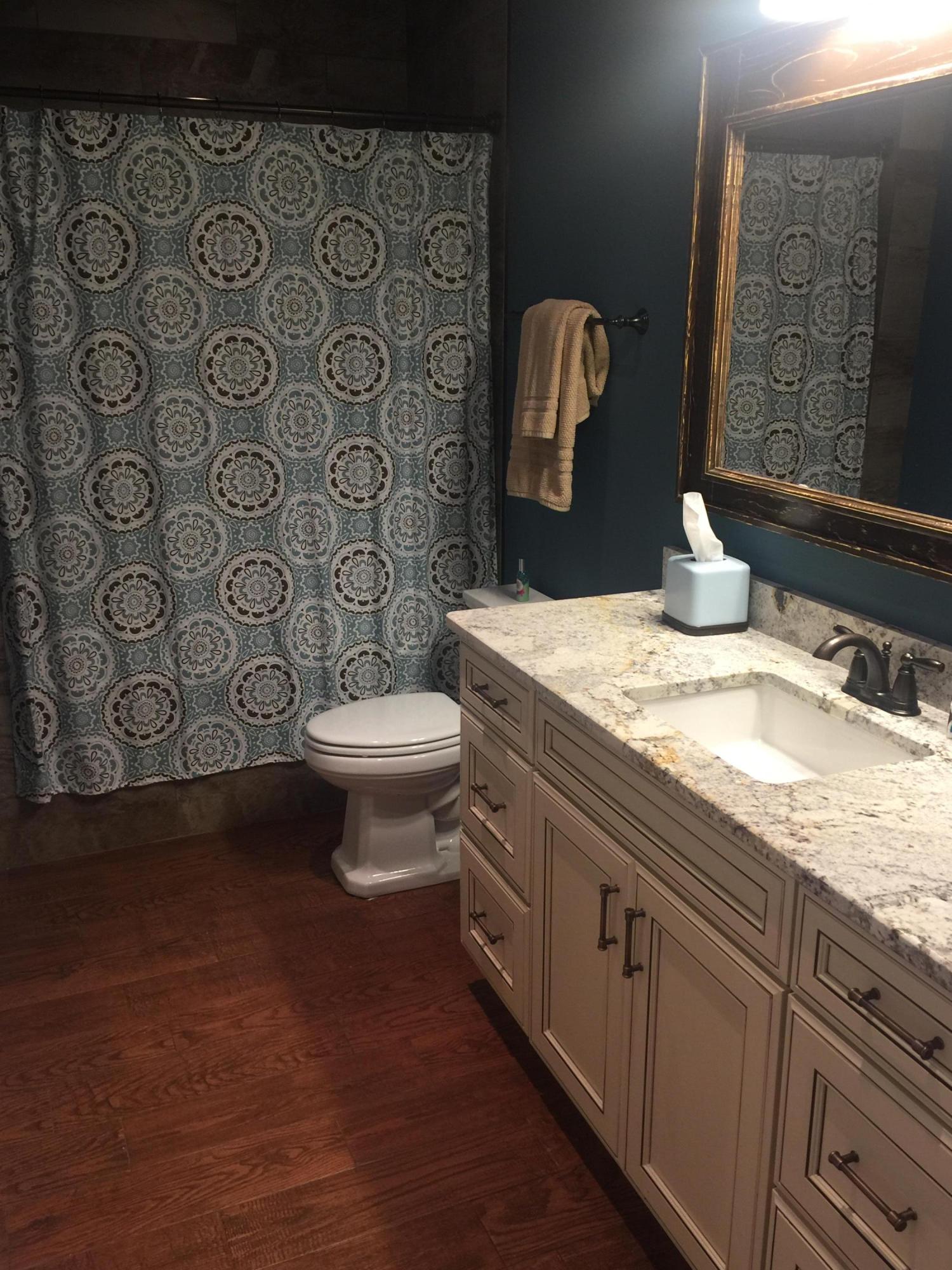 CALYPSO TOWERS I- EAST TOWER - Residential