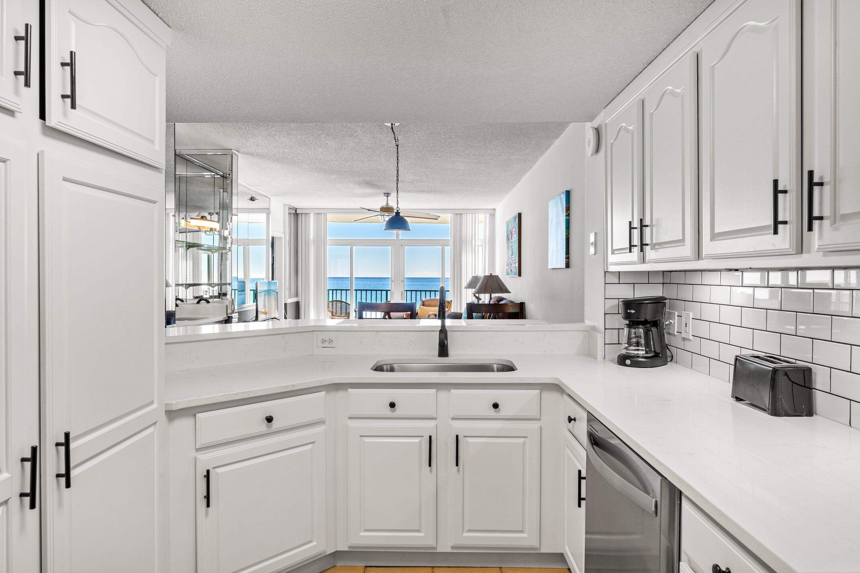 JADE EAST TOWERS CONDO - Residential