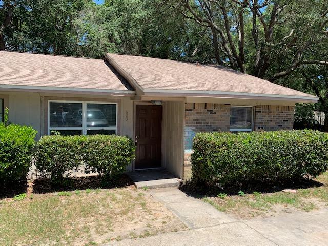 VALPARAISO PINECREST 1 - Residential Lease