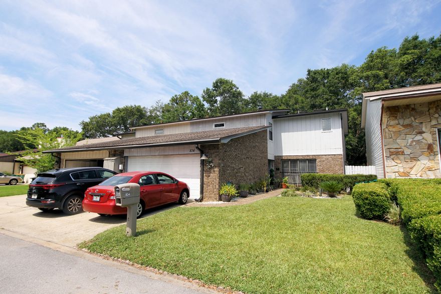 Gorgeous 3 bedroom 3 bath townhome with 2300 sq ft and centrally located in Fort Walton Beach FL! This home is just minutes to shopping, restaurants, and beaches. Enter this spacious home into a nice foyer that opens up to a living room with vaulted ceilings! The living room has a fireplace and large picturesque windows overlooking a back patio/court yard! Downstairs there is a living room, dining room, kitchen with an eat in area, bedroom and en suite bathroom! Upstairs there is an oversized landing that is perfect for a home office! There are also two additional bedrooms with en suite bathrooms! The master bedroom is very large and has a walk in closet. The master bathroom has a sauna, spa tub, walk in shower, and vanity! The bedroom has a view of the wood area for maximum privacy.